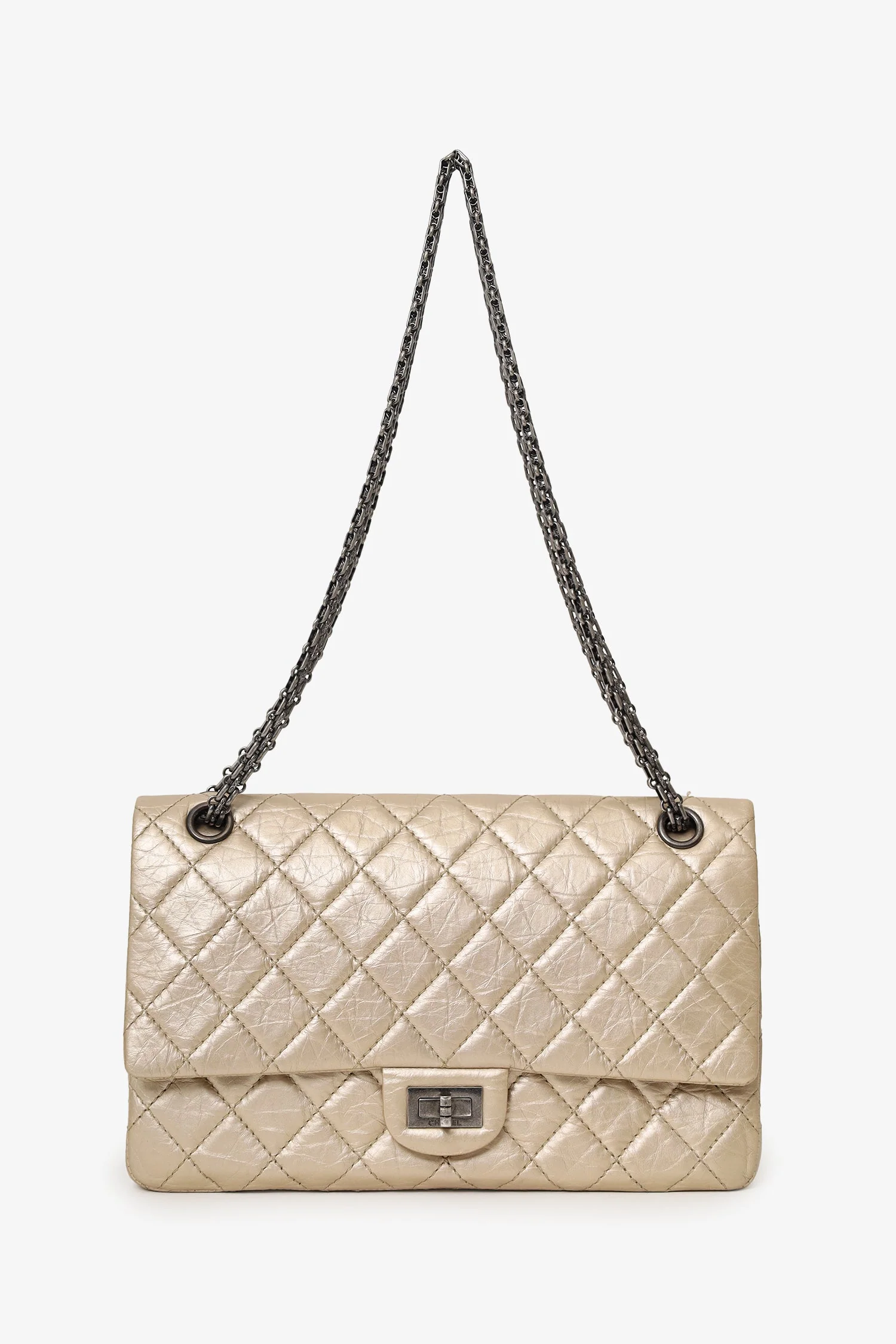 Pre-Loved Chanel™ 2012-13 Beige Metallic Aged Calfskin 2.55 Reissue Flap Bag - Image 6