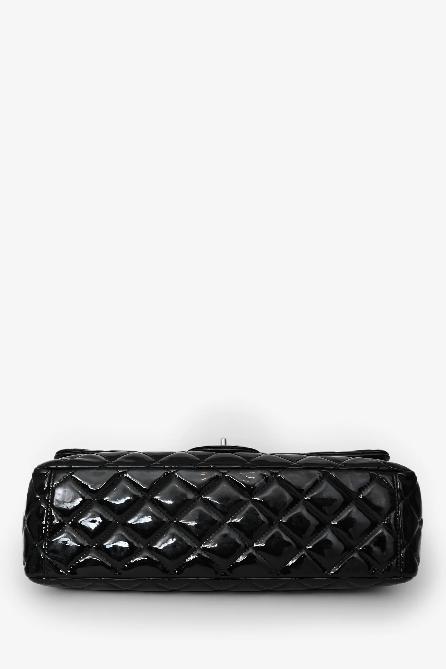 Pre-Loved Chanel™ 2012/13 Black Quilted Patent Maxi Double Flap Shoulder Bag - Image 5