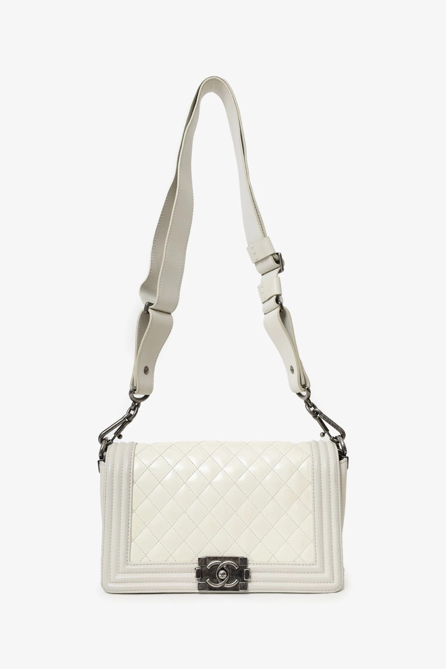 Pre-Loved Chanel™ 2012 Limited Edition White Leather Medium Boy Bag with Metal Strap - Image 3