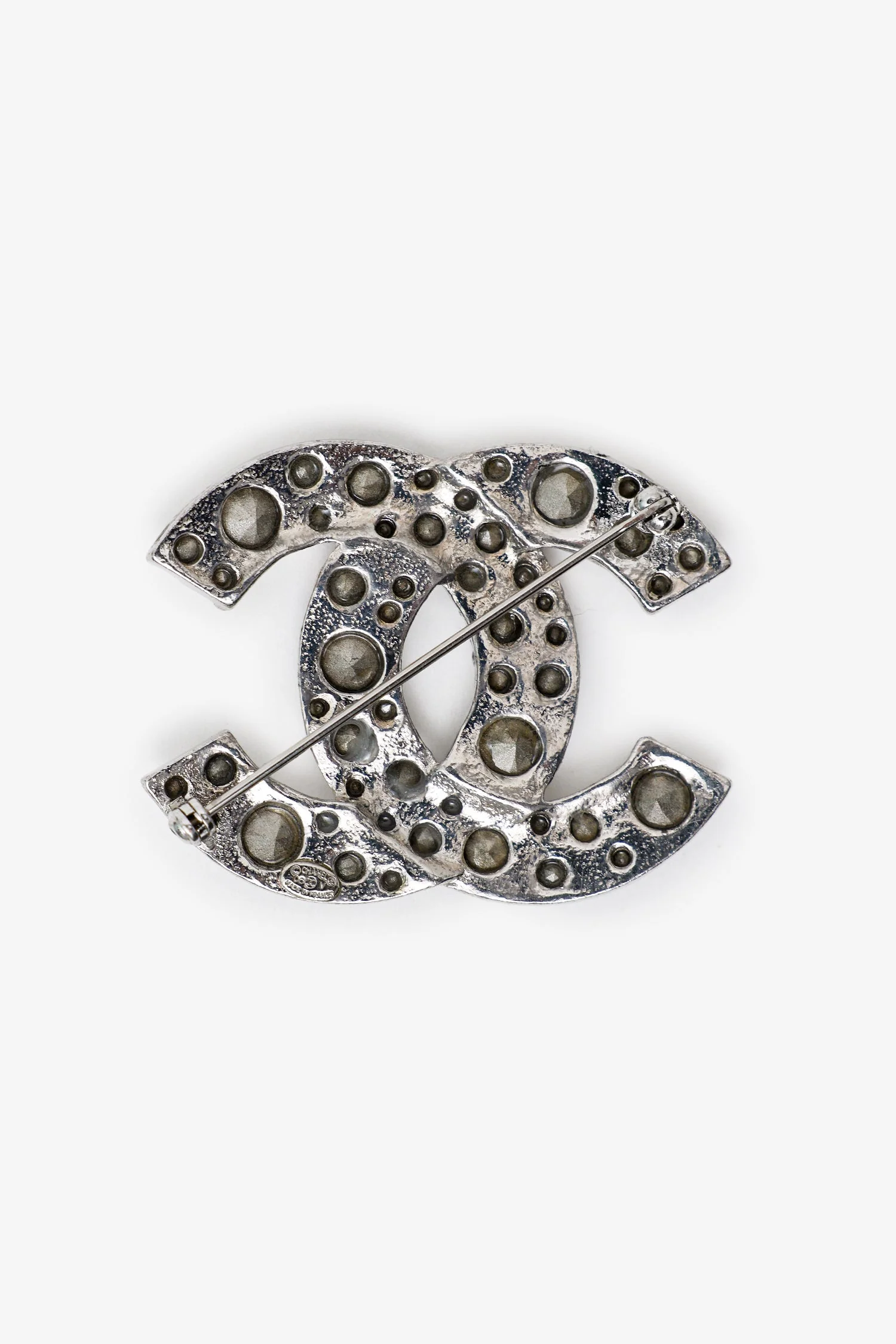 Pre-Loved Chanel™ 2012 Silver Tone Crystal CC Brooch - Image 2