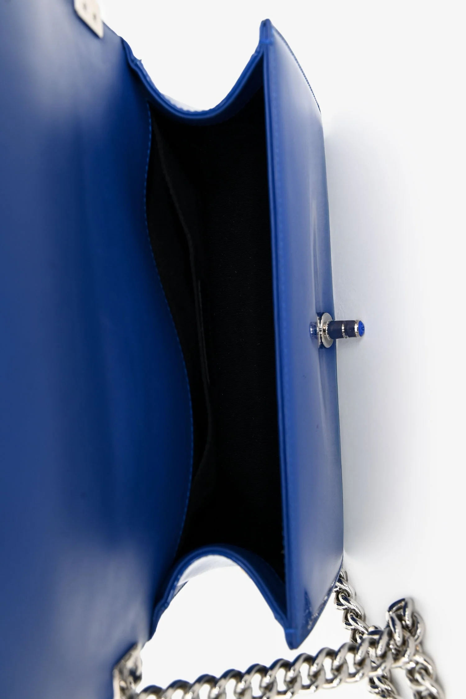 Pre-Loved Chanel™ 2014/15 Cobalt Blue Patent Old Medium Boy Bag - Image 6