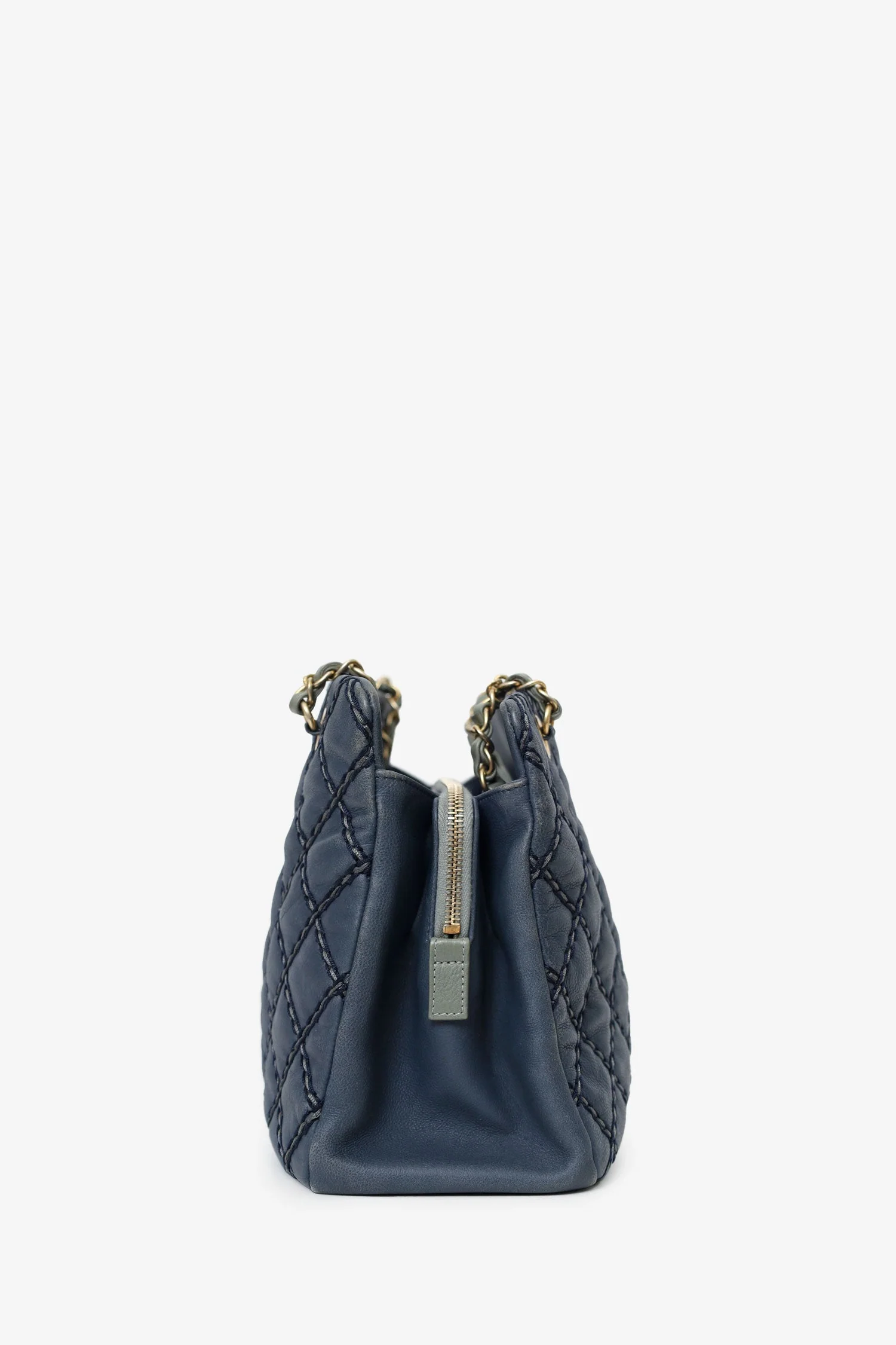 Pre-Loved Chanel™ 2014 Blue Leather Paris-Dallas Chic Stitch Bag - Image 3