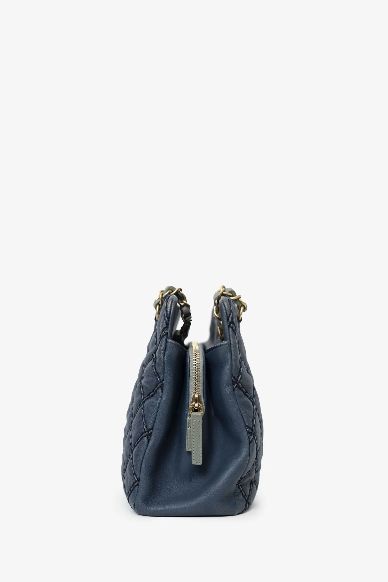 Pre-Loved Chanel™ 2014 Blue Leather Paris-Dallas Chic Stitch Bag - Image 4