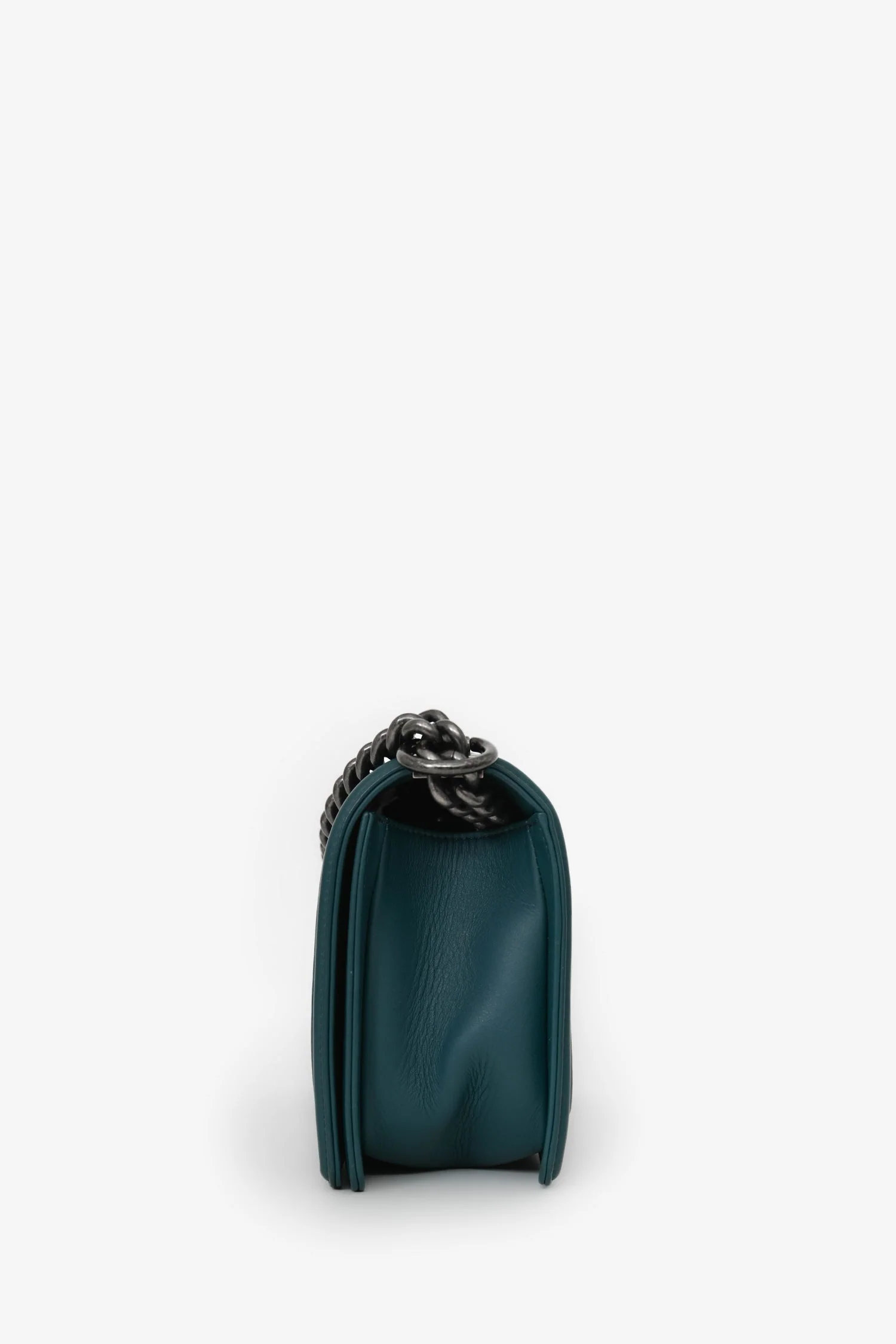 Pre-Loved Chanel™ 2014 Green Lambskin Old Medium Boy Bag SHW - Image 4