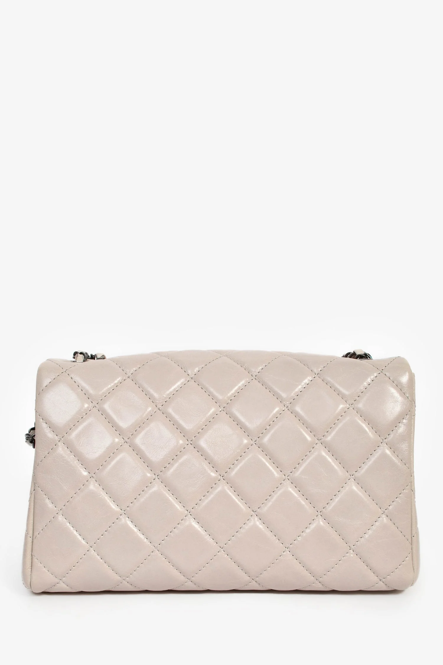 Pre-Loved Chanel™ 2014 Light Taupe Aged Calfskin Leather Jumbo Single Flap - Image 2