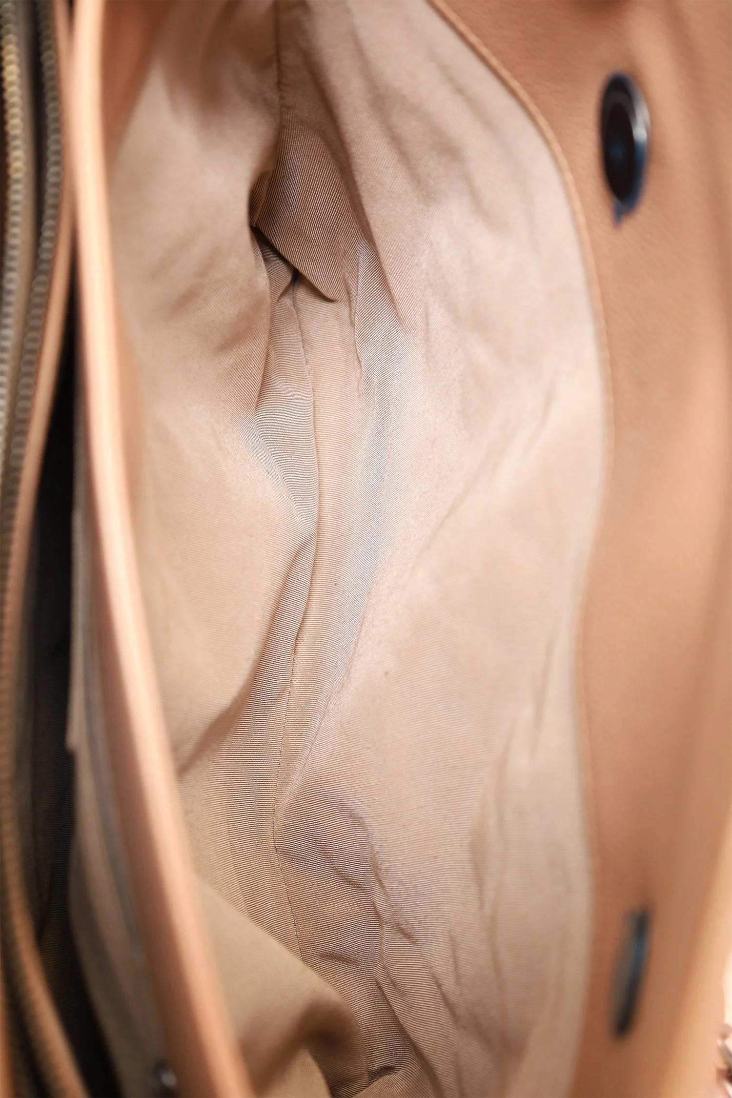 Pre-Loved Chanel™ 2015-16 Beige Caviar Leather Quilted City Large Shopping Tote - Image 9