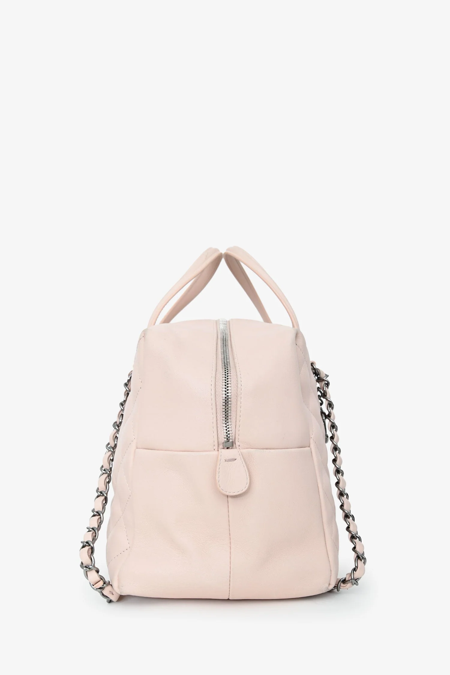 Pre-Loved Chanel™ 2015/16 Pink Leather Quilted 'Feather Weight' Bowling Bag - Image 3
