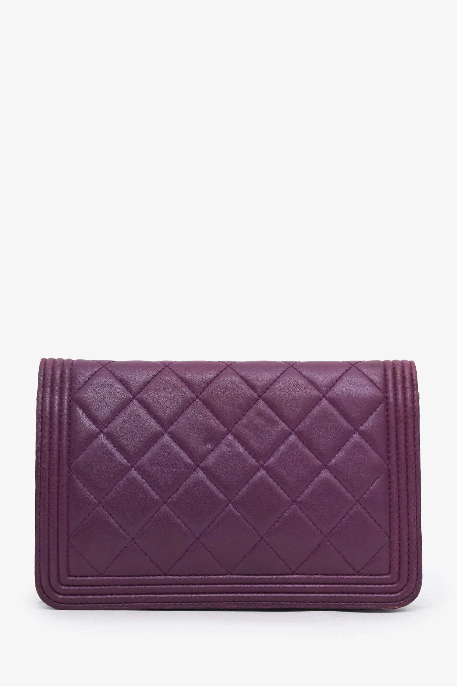 Pre-Loved Chanel™ 2015-16 Purple Lambskin Boy Wallet On Chain SHW - Image 2