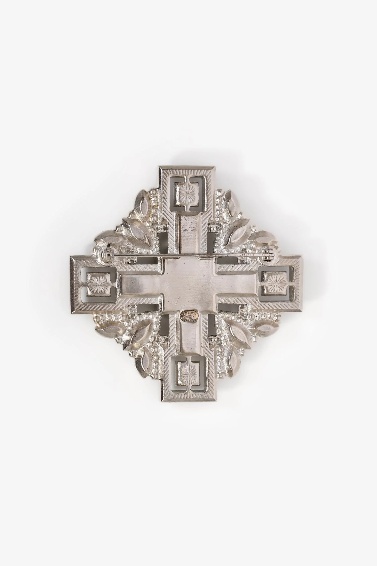 Pre-Loved Chanel™ 2015 Silver Tone Crystal Embellished Brooch - Image 2
