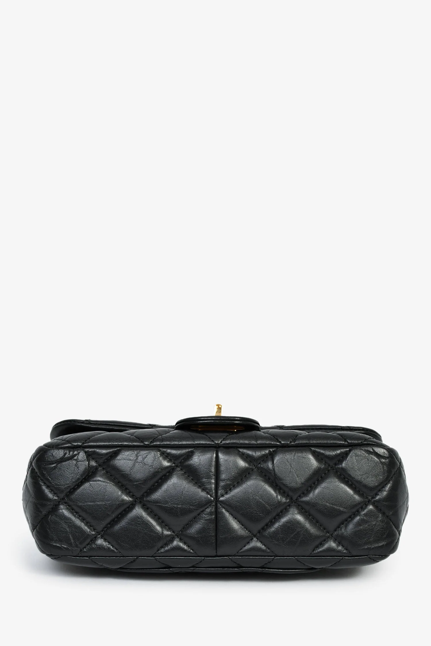 Pre-Loved Chanel™ 2016-17 Runway Black Calfskin Leather 2.55 Reissue Hanger Flap Bag - Image 5