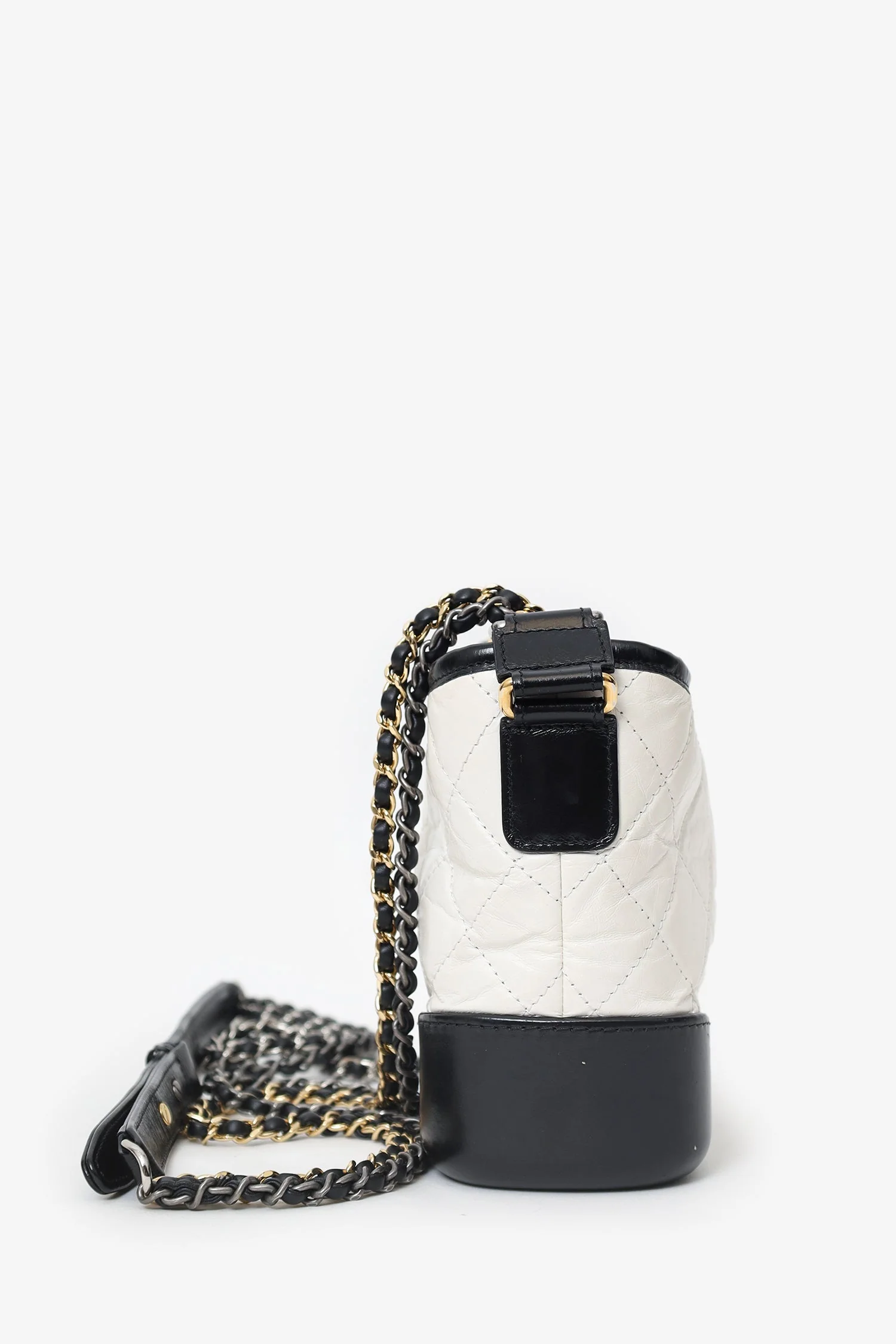 Pre-Loved Chanel™ 2016-2017 Black/White Lambskin Leather Small Gabrielle Bag - Image 4