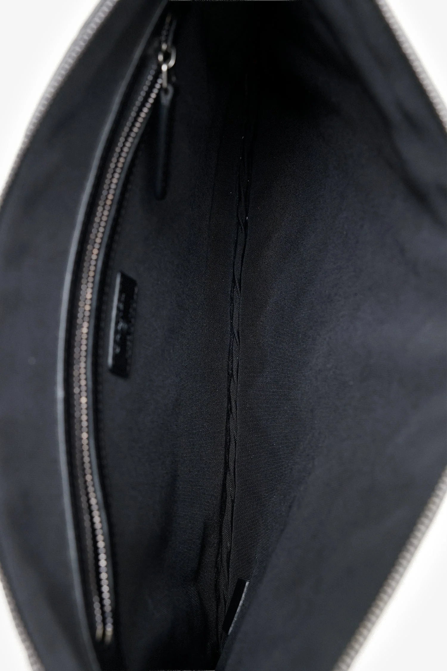 Pre-Loved Chanel™ 2016 Black Quilted Lambskin Large O Case Clutch - Image 6