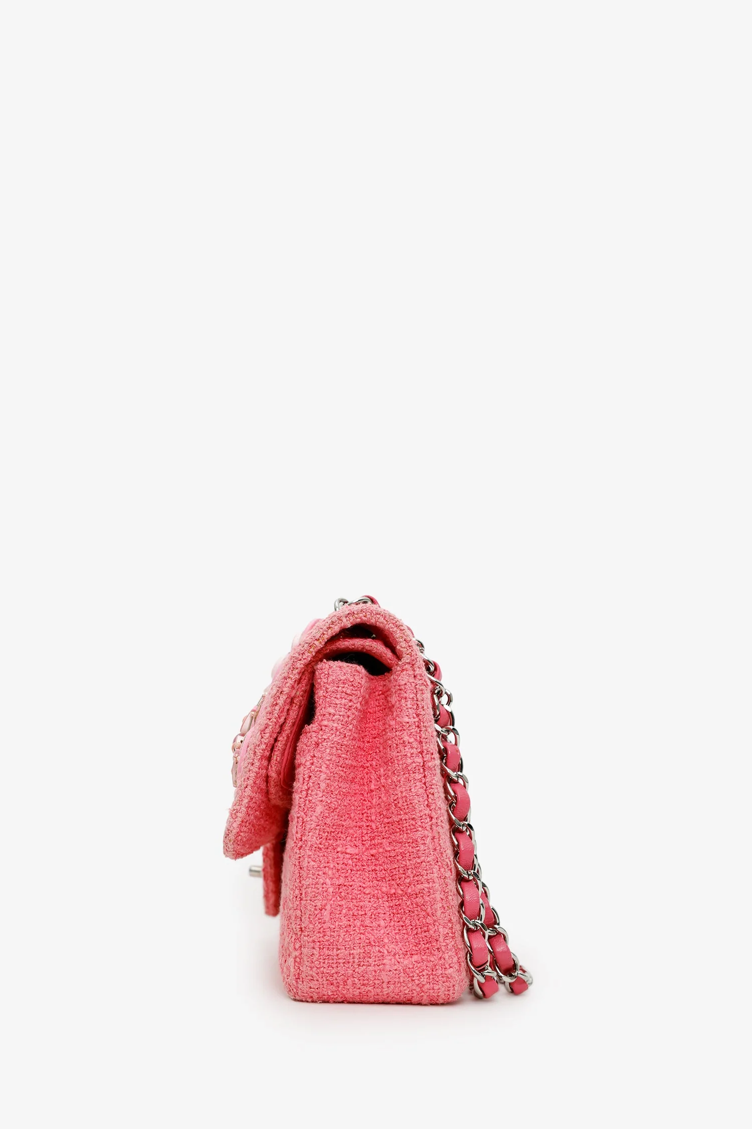 Pre-Loved Chanel™ 2016 Pink Tweed Flower Classic Double Medium Flap Bag - Image 4