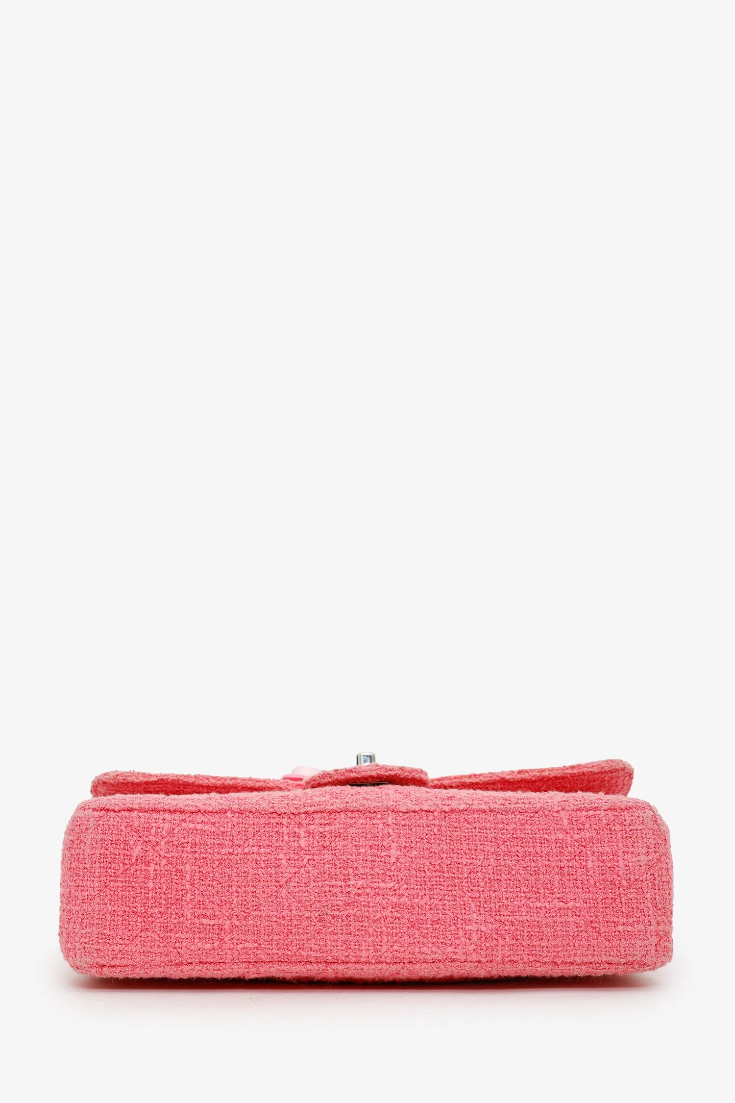 Pre-Loved Chanel™ 2016 Pink Tweed Flower Classic Double Medium Flap Bag - Image 5