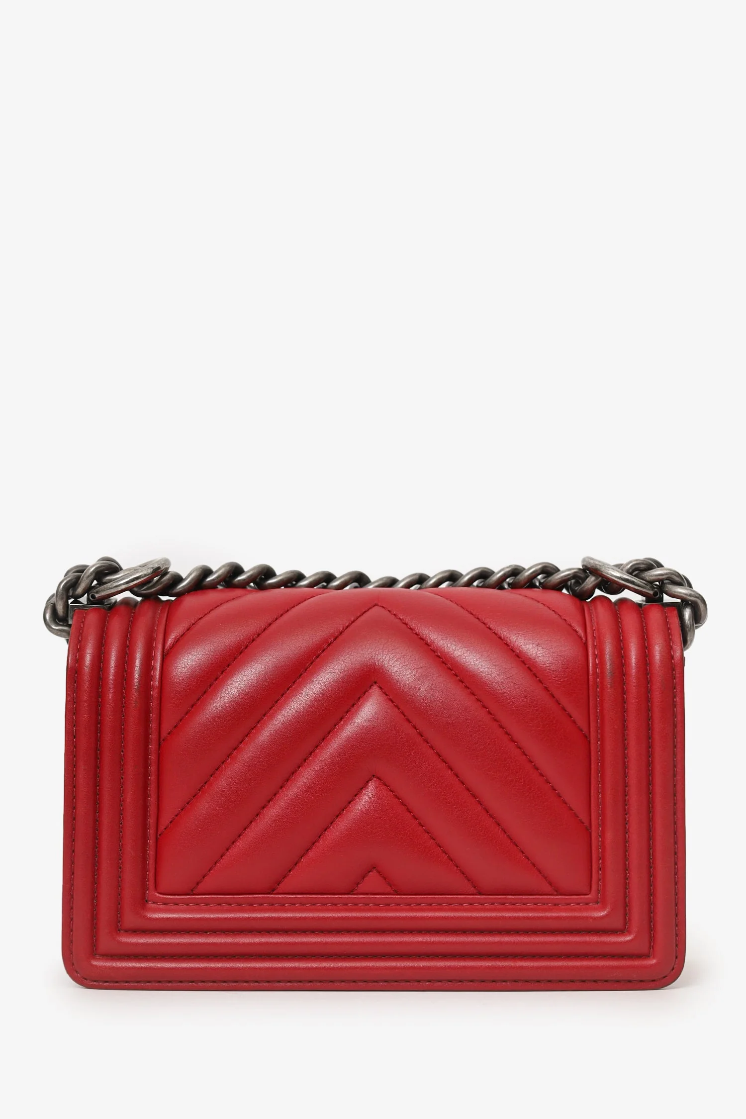 Pre-Loved Chanel™ 2016 Red Lambskin Chevron Small Boy Bag - Image 3