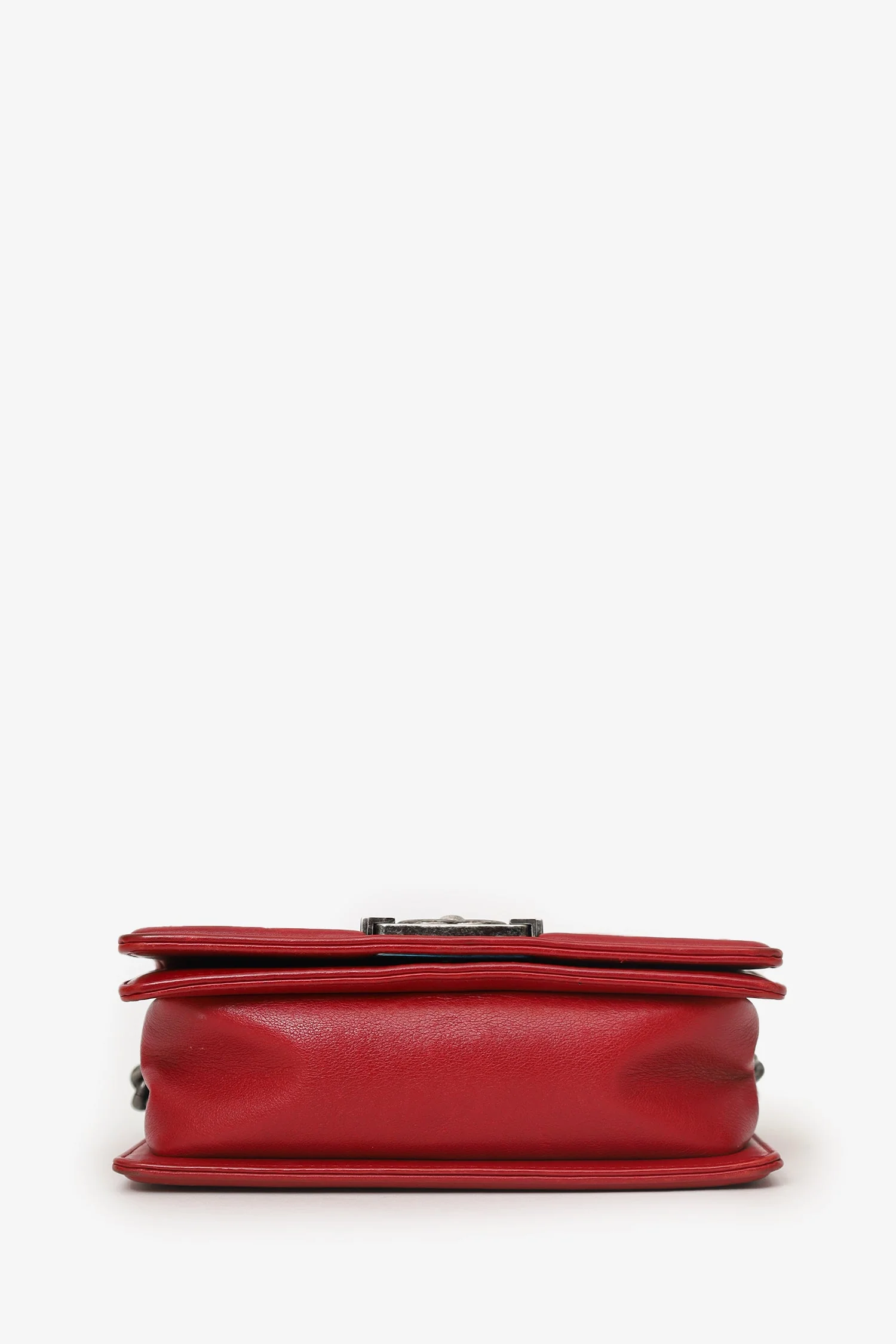 Pre-Loved Chanel™ 2016 Red Lambskin Chevron Small Boy Bag - Image 6