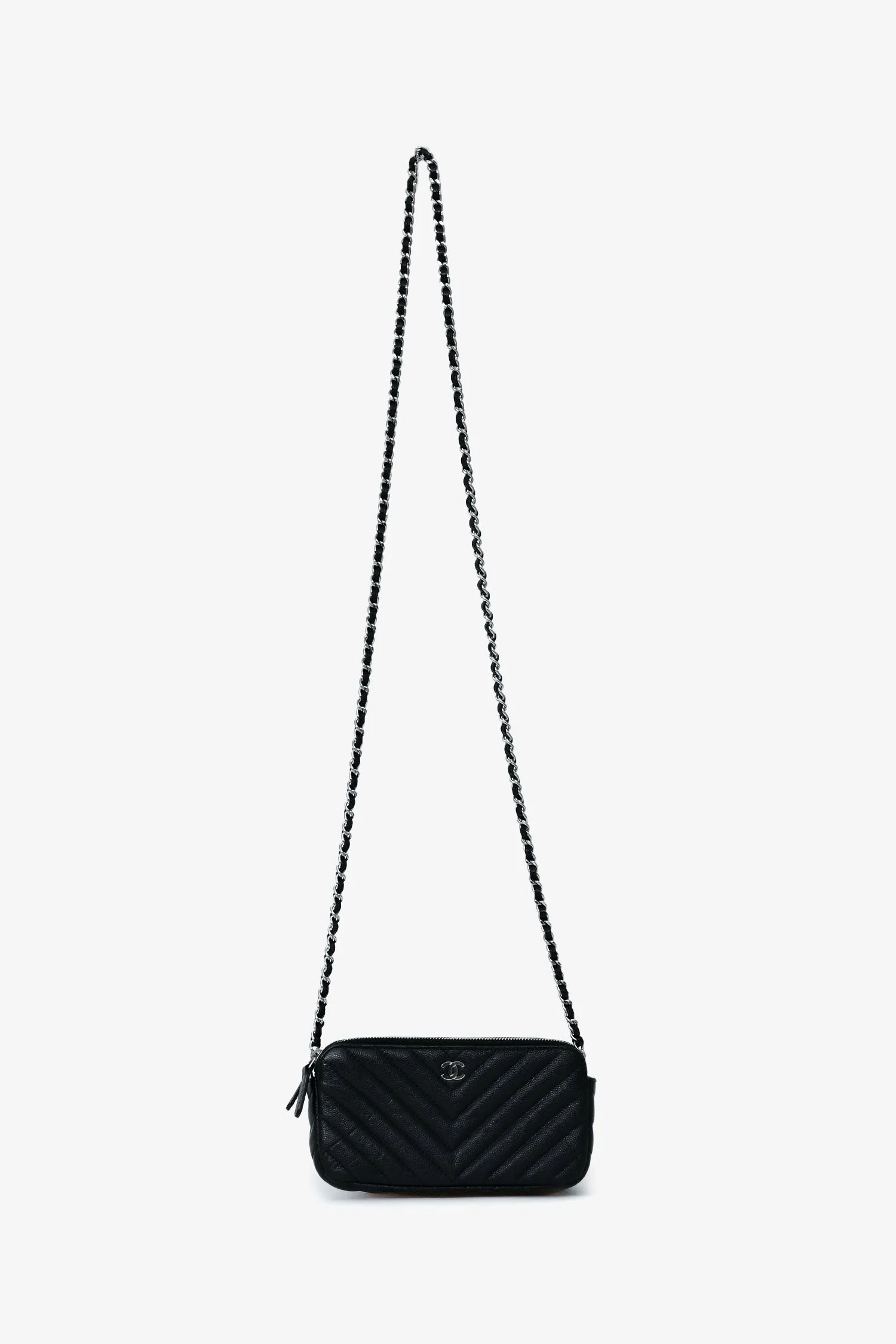 Pre-Loved Chanel™ 2017/18 Black Caviar Chevron Double Zip Wallet On Chain - Image 7