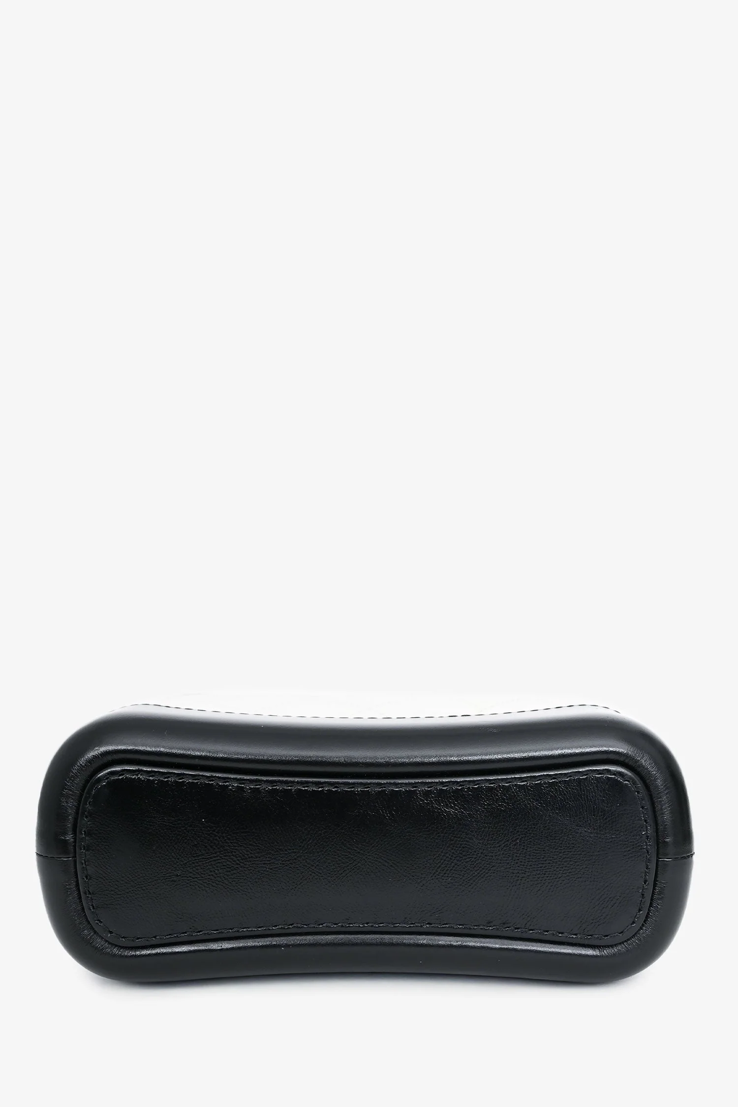 Pre-Loved Chanel™ 2017-18 White/Black Lambskin Small Gabrielle Chain Bag - Image 5