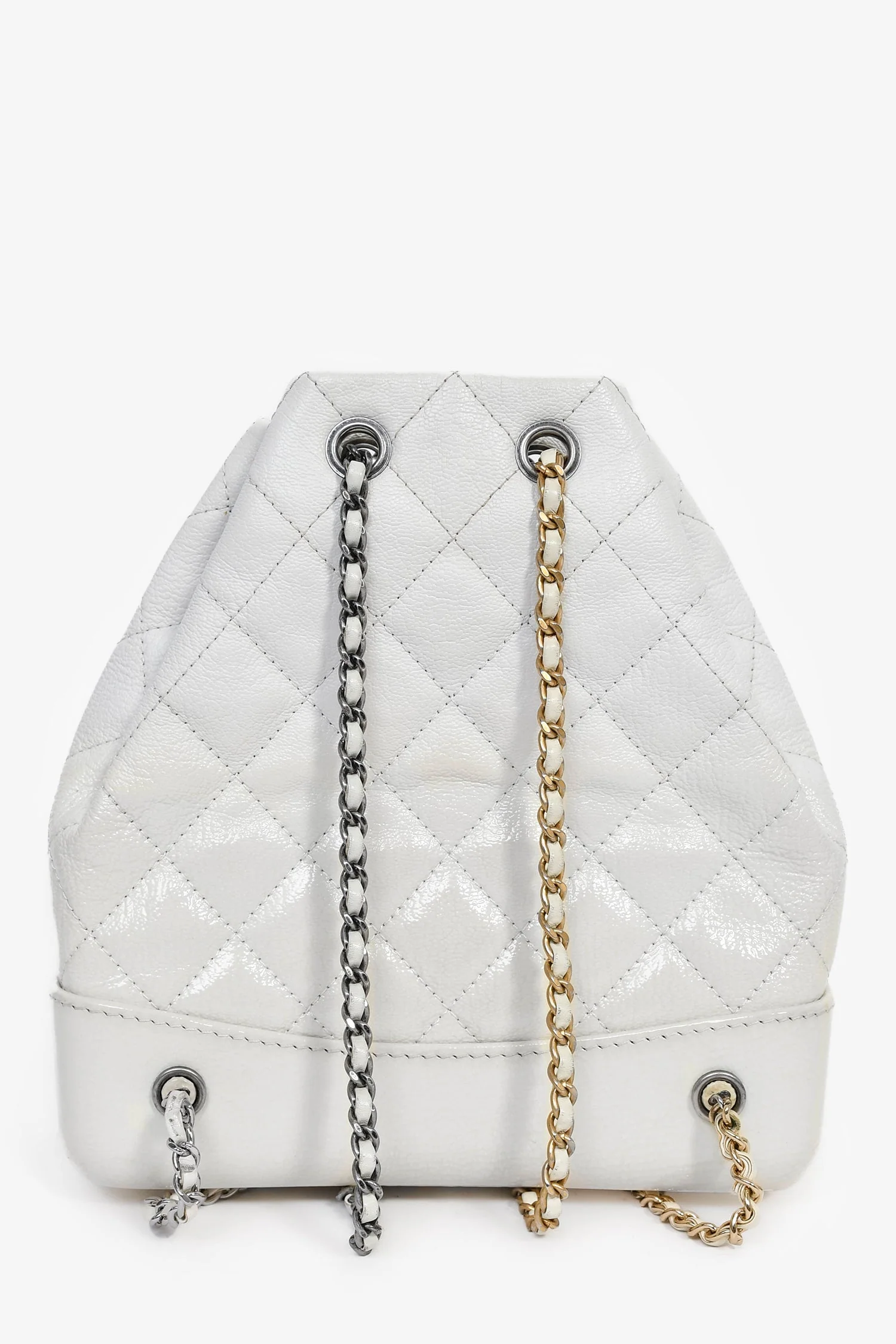 Pre-Loved Chanel™ 2017/18 White Leather/Patent Small Gabrielle Backpack - Image 2