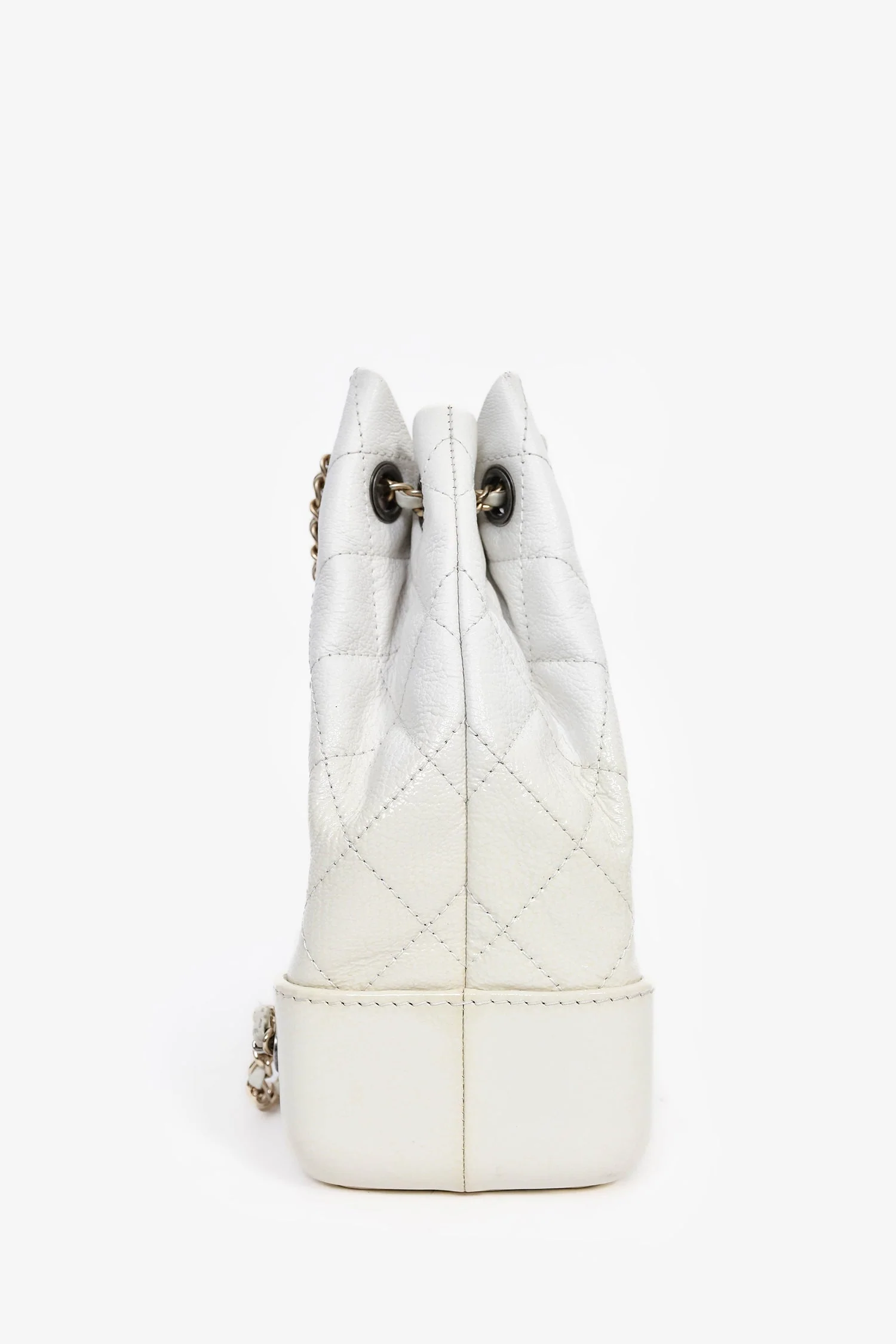 Pre-Loved Chanel™ 2017/18 White Leather/Patent Small Gabrielle Backpack - Image 3