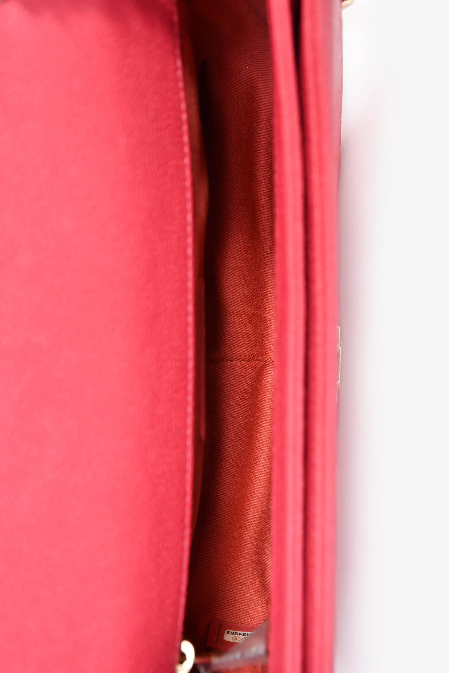 Pre-Loved Chanel™ 2017/2018 Two Tone Pink Caviar Leather 'Paris-Cuba' Thread Around Flap Bag - Image 6