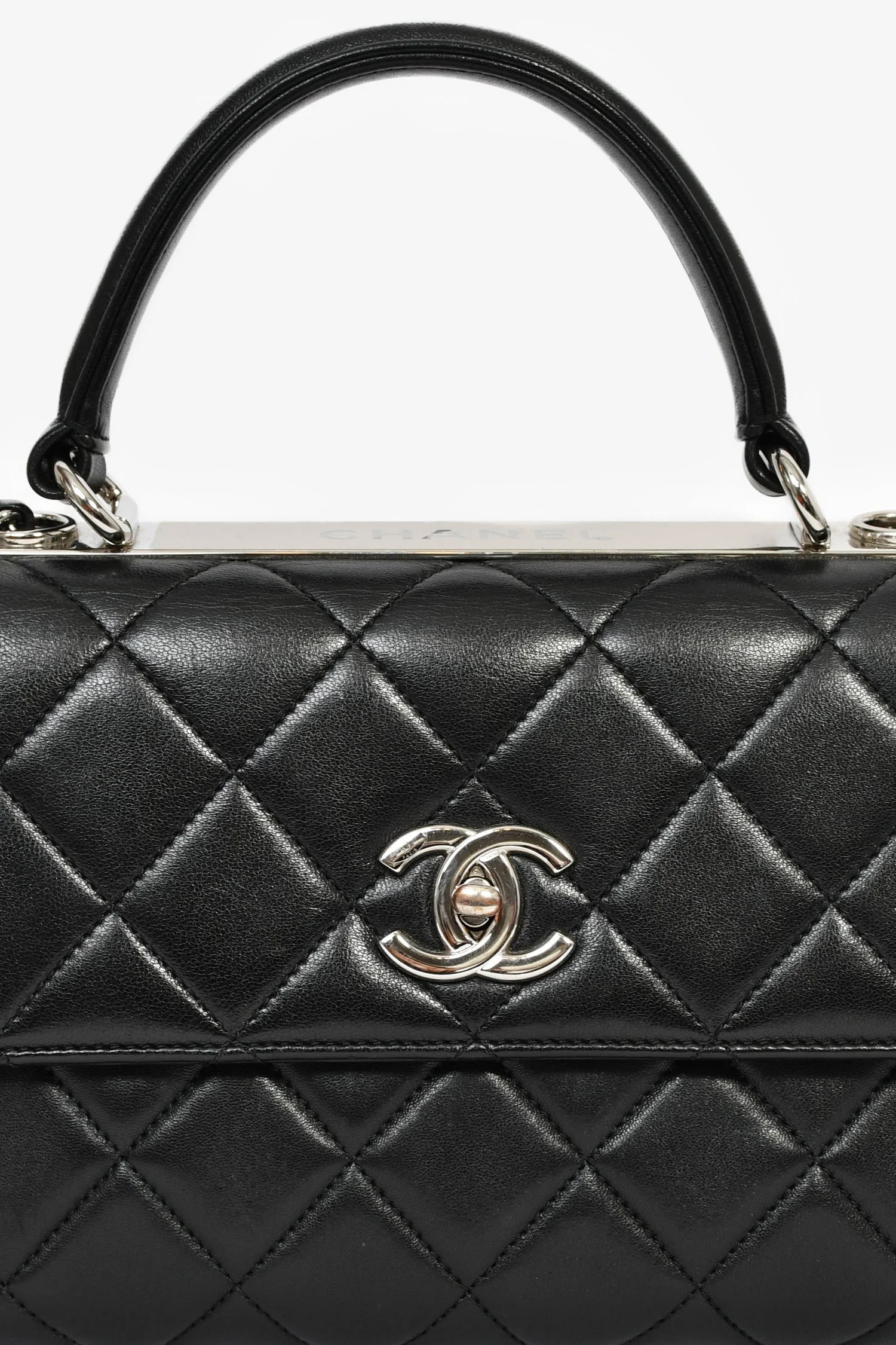 Pre-Loved Chanel™ 2017 Black Lambskin Leather Trendy Top Handle Bag - Image 6