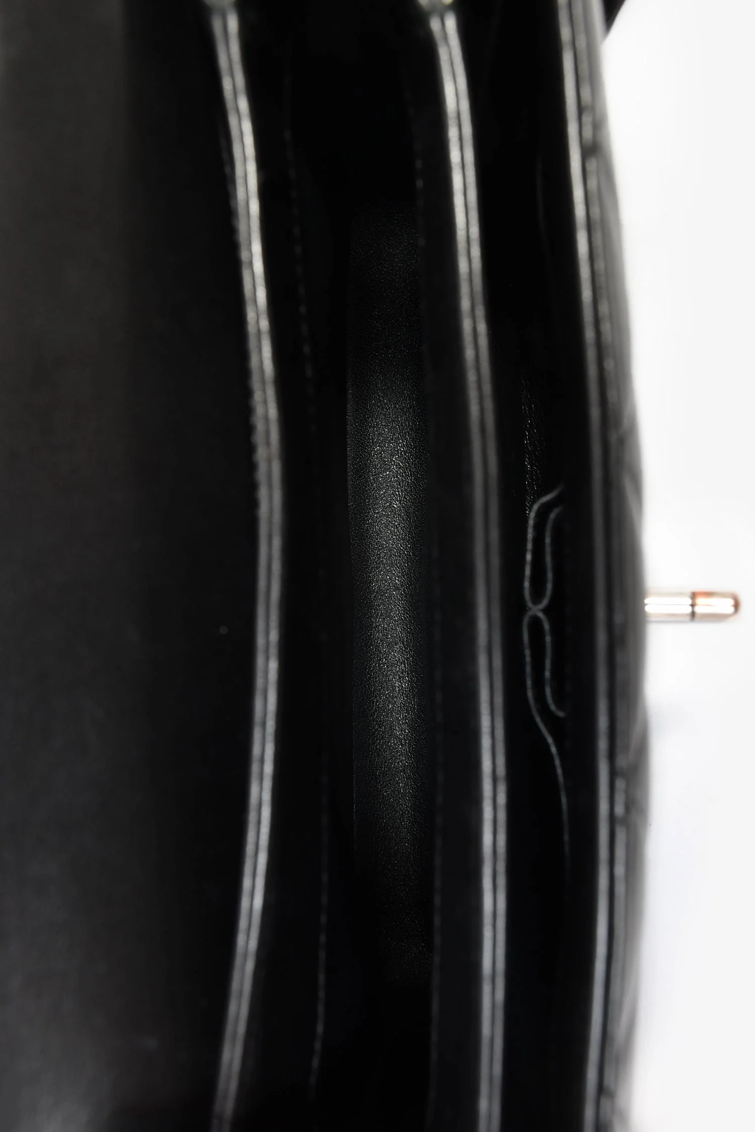 Pre-Loved Chanel™ 2017 Black Lambskin Leather Trendy Top Handle Bag - Image 7