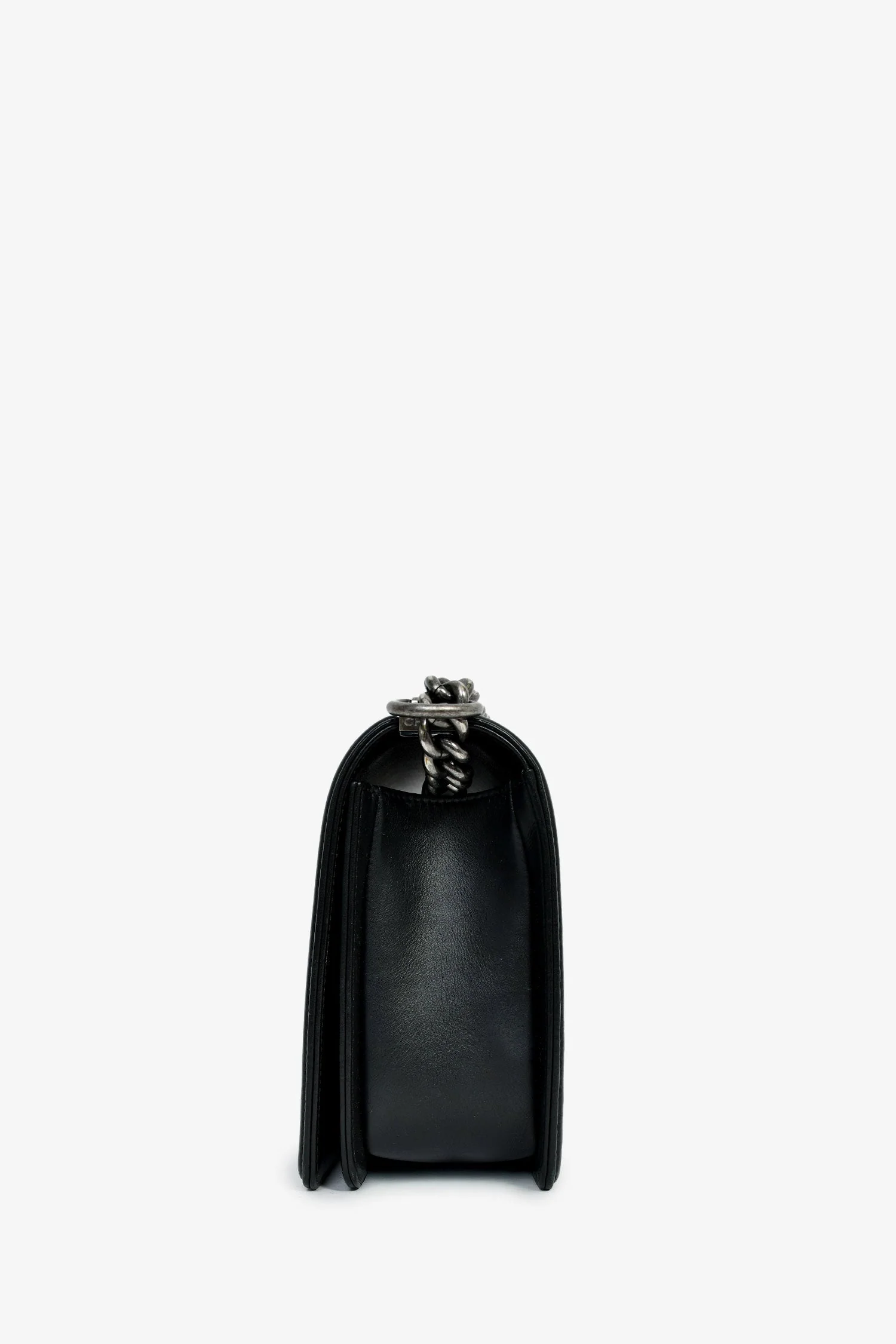 Pre-Loved Chanel™ 2018-19 Black Lambskin Large Boy Bag - Image 4