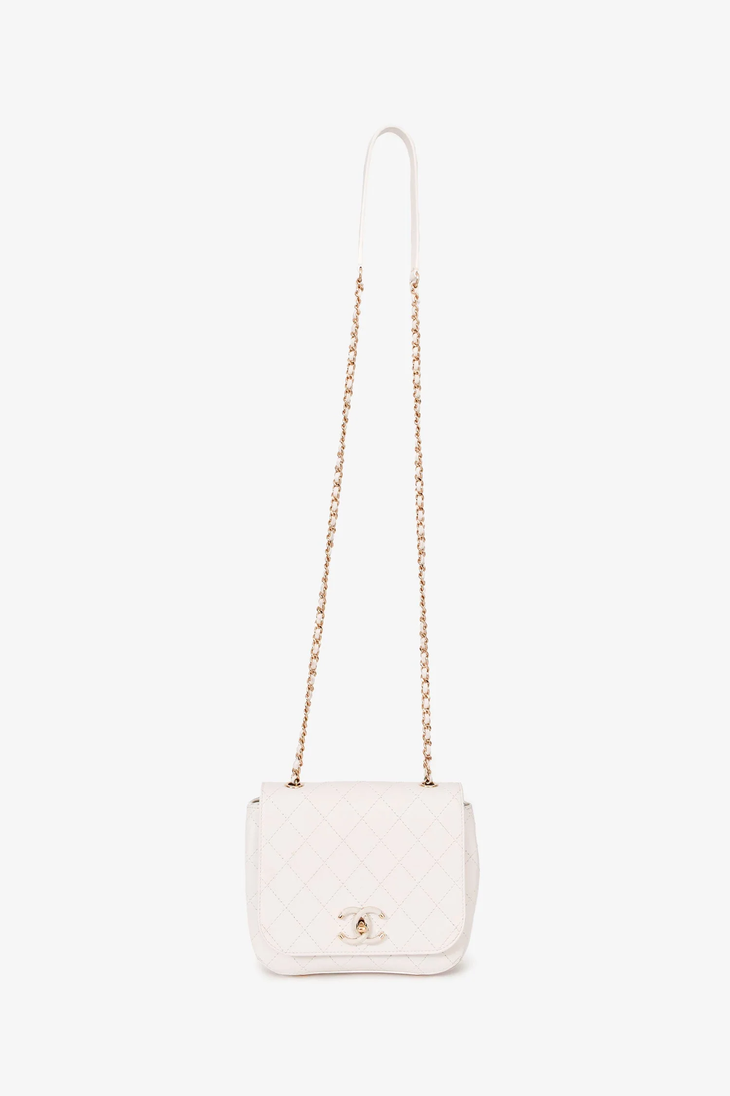 Pre-Loved Chanel™ 2018/19 White Leather Small Covered CC Flap Bag - Image 2