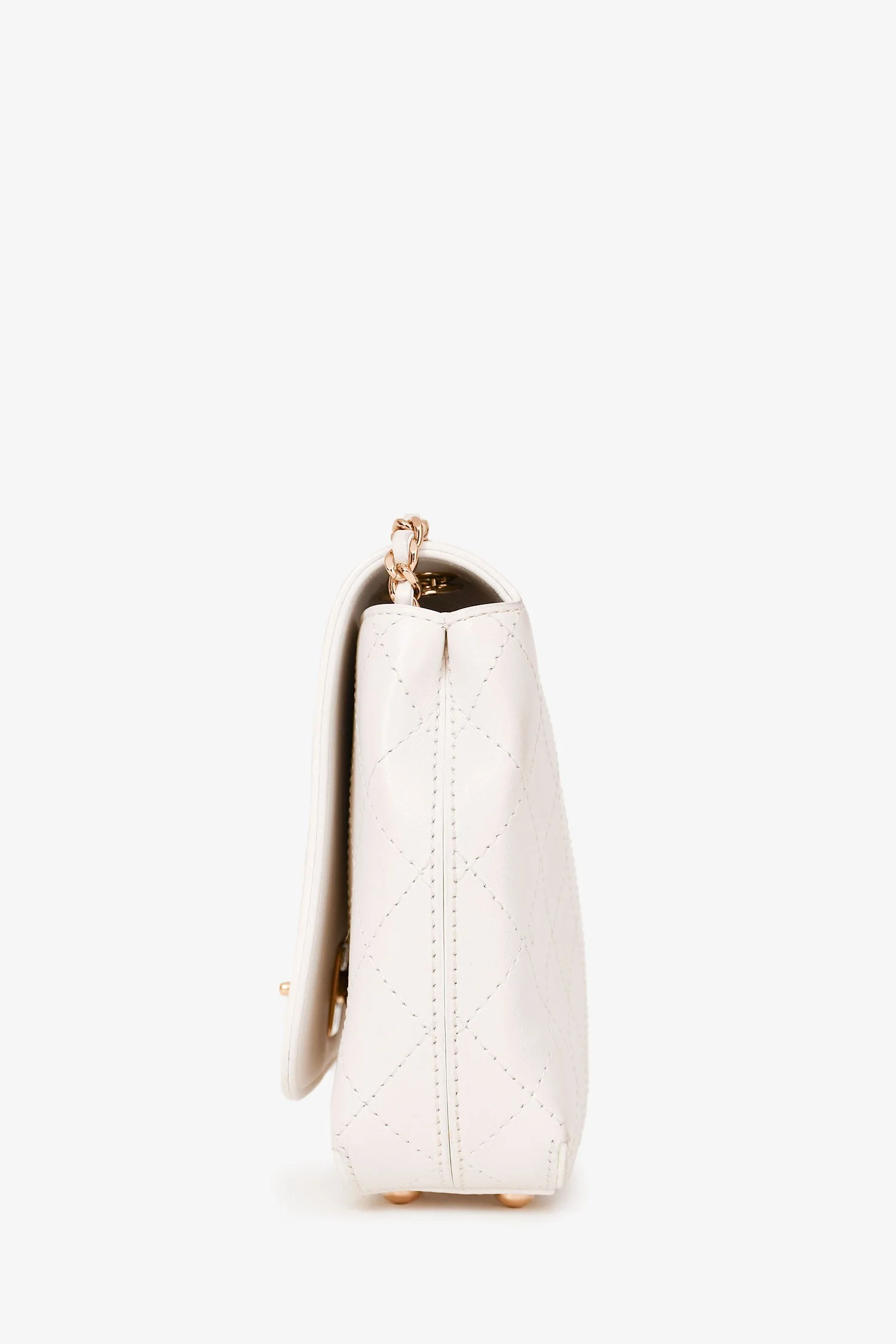 Pre-Loved Chanel™ 2018/19 White Leather Small Covered CC Flap Bag - Image 5