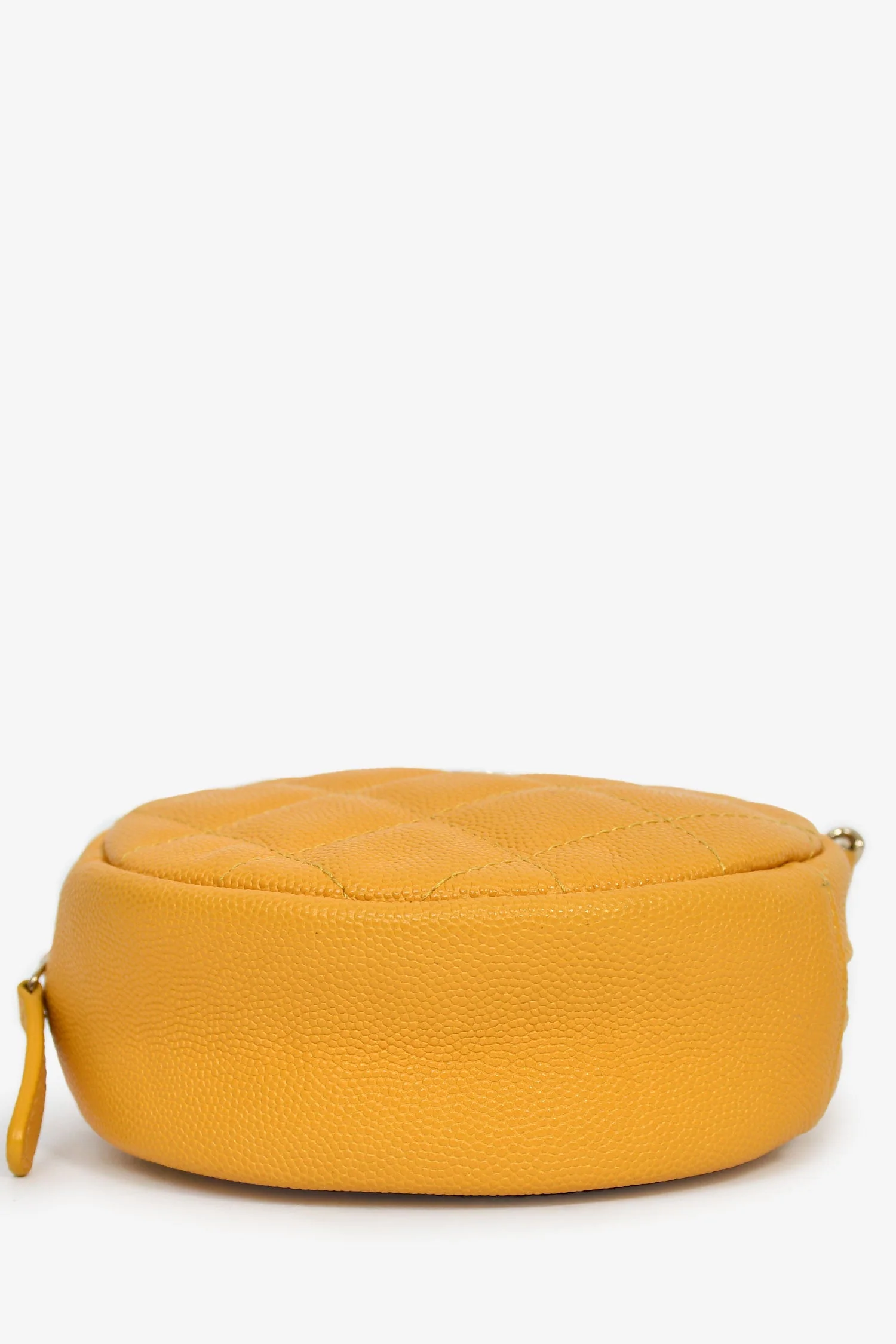 Pre-Loved Chanel™ 2018-19 Yellow Caviar Leather Round Chain Bag - Image 5