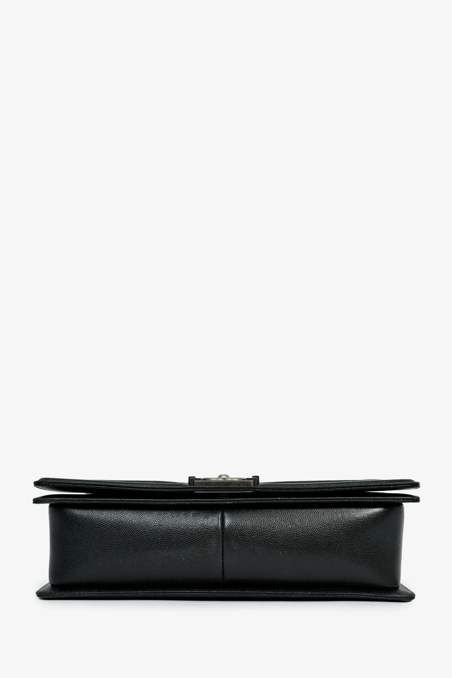 Pre-Loved Chanel™ 2018 Black Caviar Large Boy Bag - Image 5