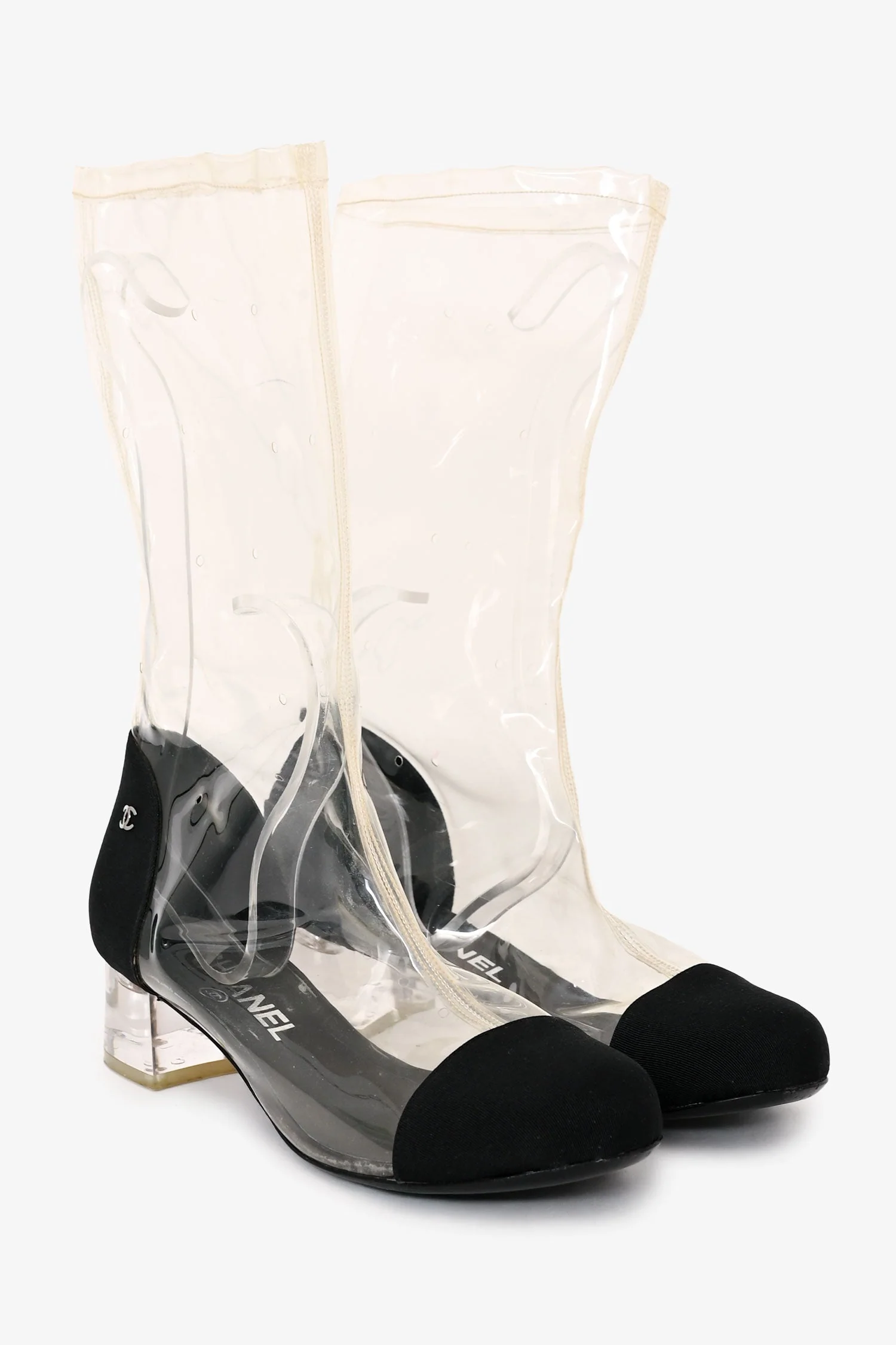 Pre-Loved Chanel™ 2018 Black/Transparent PVC Interlocking CC Boots Size 37 - Image 2