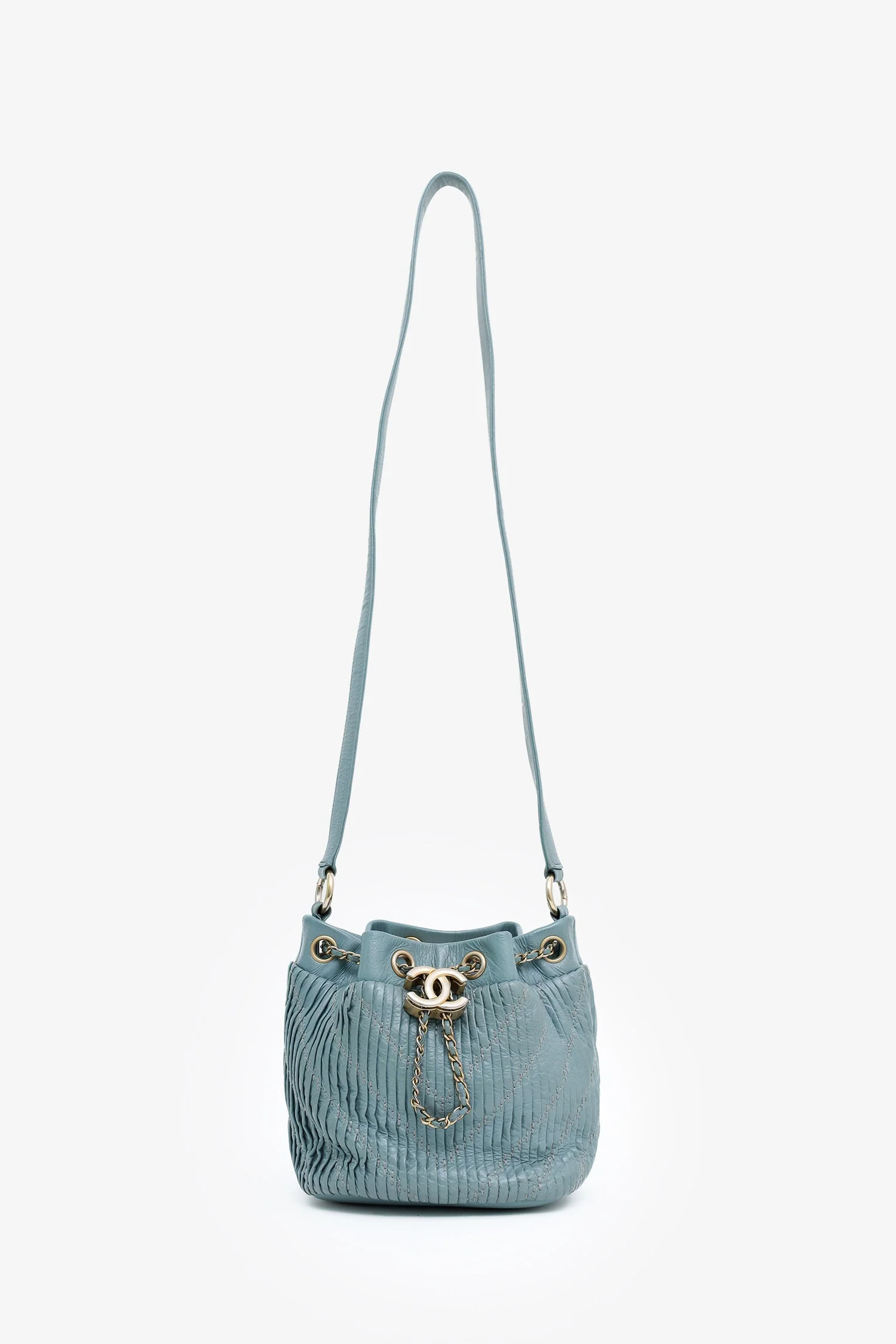 Pre-Loved Chanel™ 2018 Blue Leather Paris-Greece Small Coco Pleats Bucket Bag - Image 6