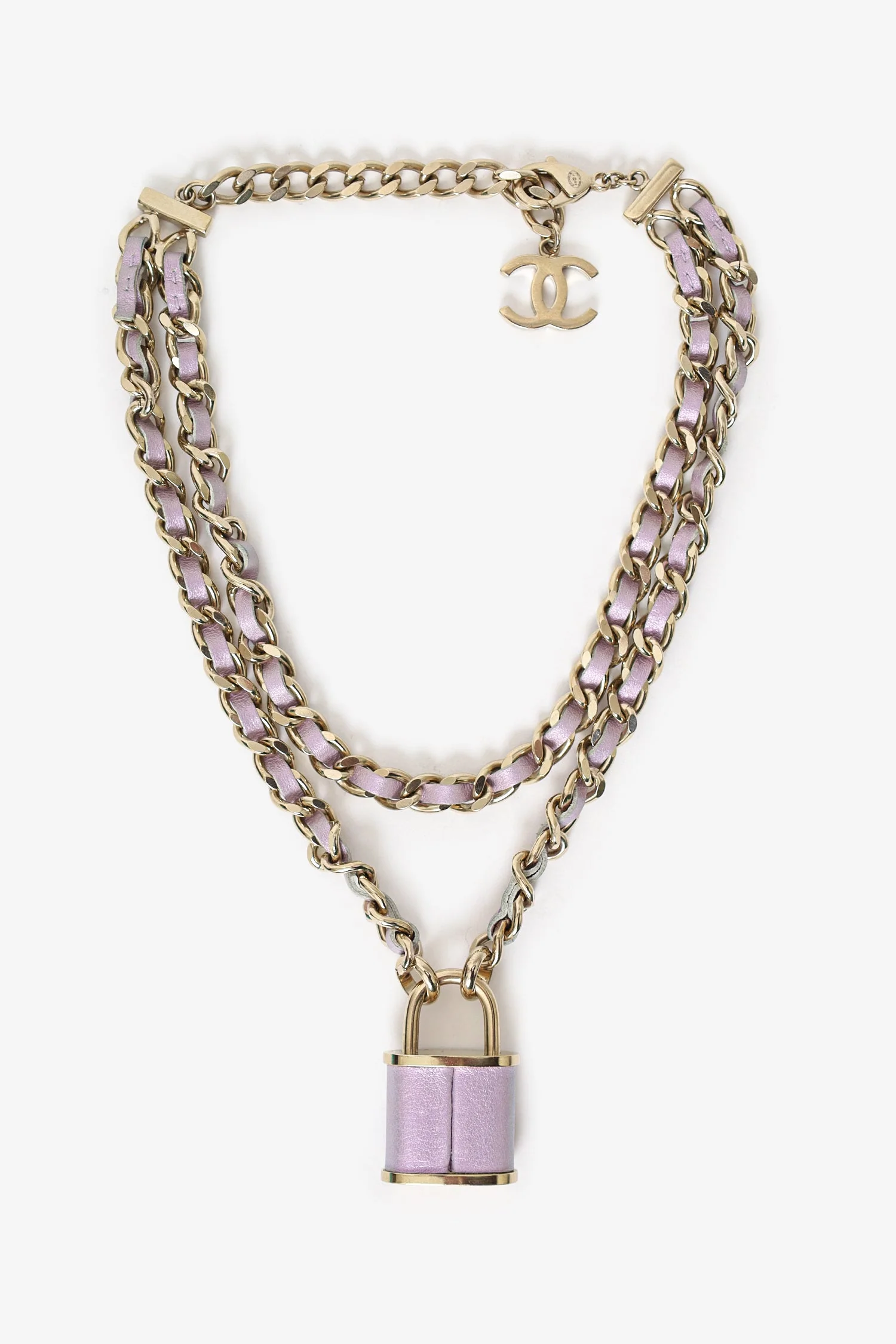 Pre-Loved Chanel™ 2018 Gold Toned Chain/Metallic Purple Leather CC Lock Pendant Choker Necklace - Image 5