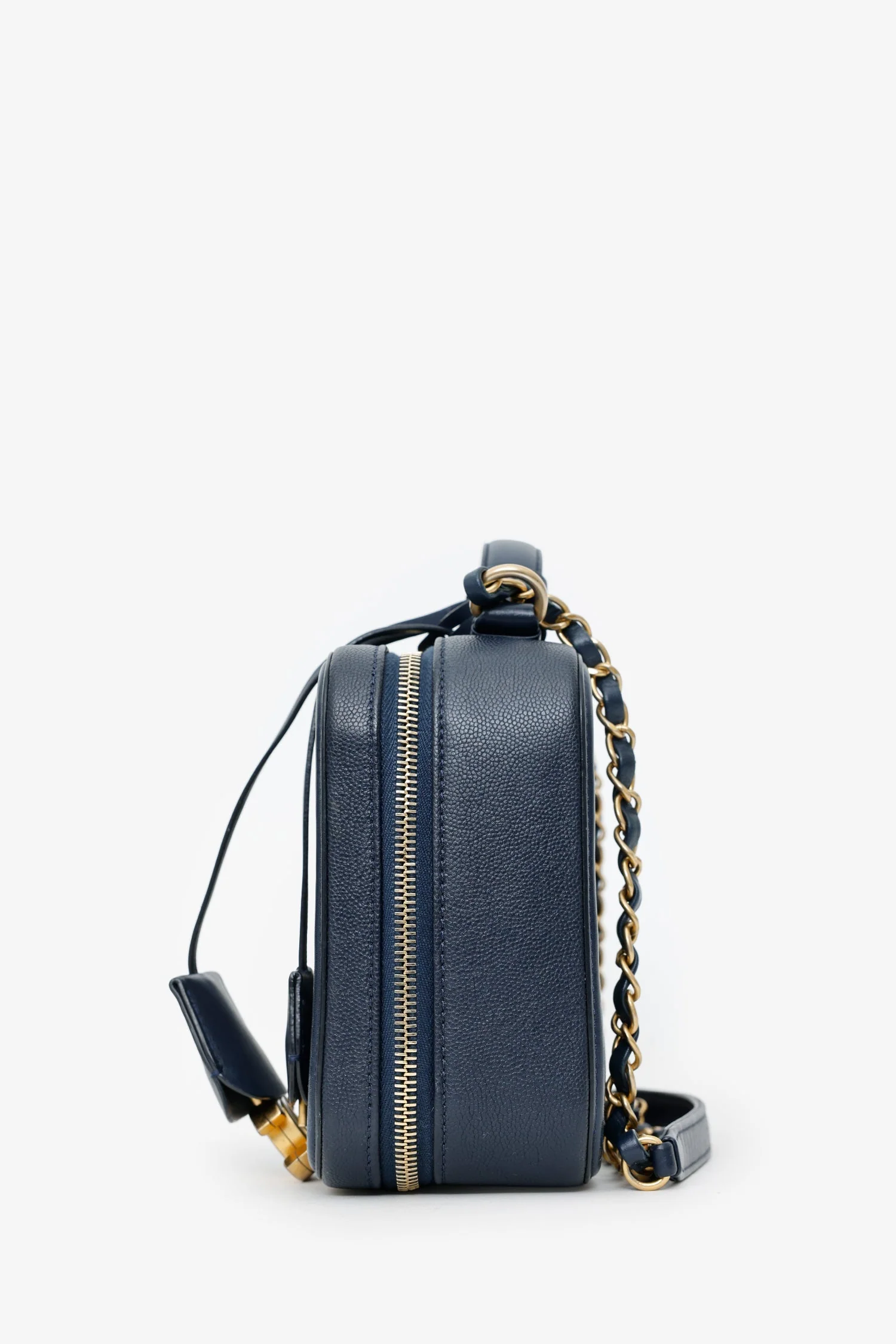Pre-Loved Chanel™ 2018 Navy Caviar Medium Filigree Vanity Case Bag - Image 4