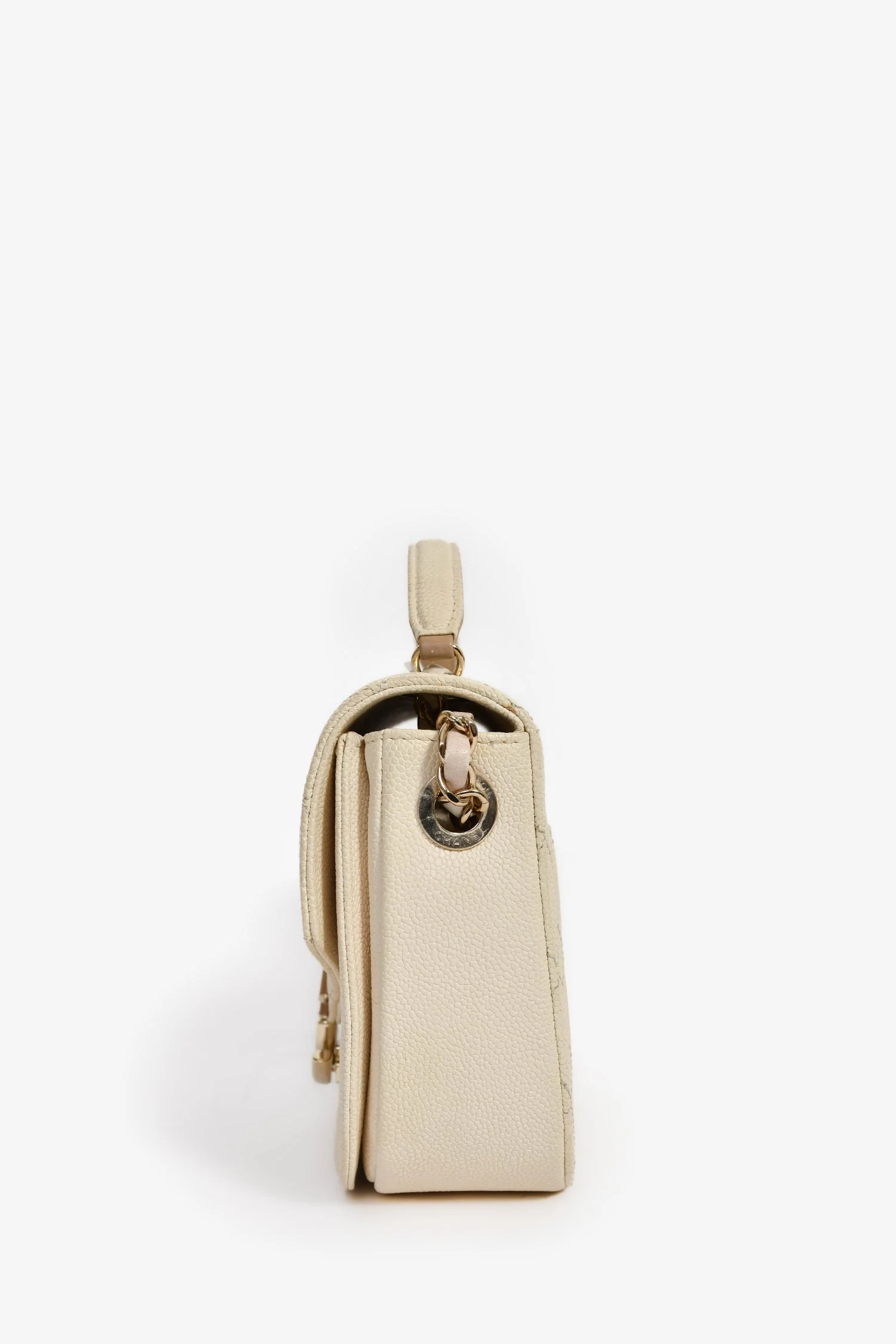 Pre-Loved Chanel™ 2018 Paris-Cuba Beige Caviar Leather Thread Around Flap Bag - Image 4