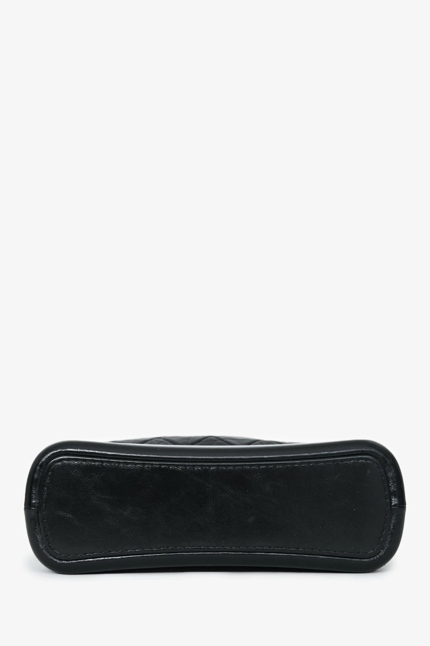 Pre-Loved Chanel™ 2019-20 Black Leather Medium Gabrielle Crossbody Bag with Logo Strap - Image 5