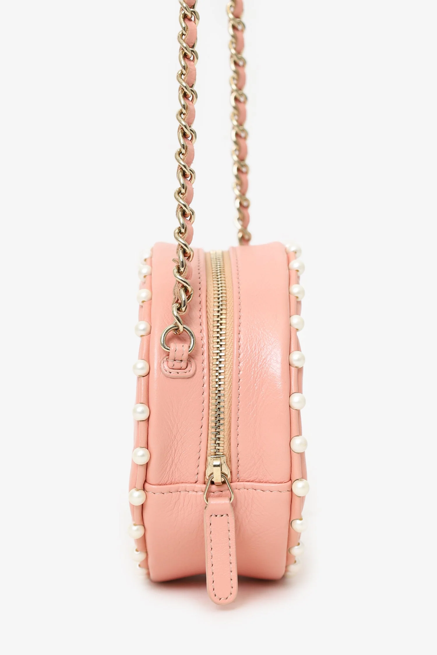 Chanel™ 2019-20 Pink Pearl Round Crossbody Bag - Image 4