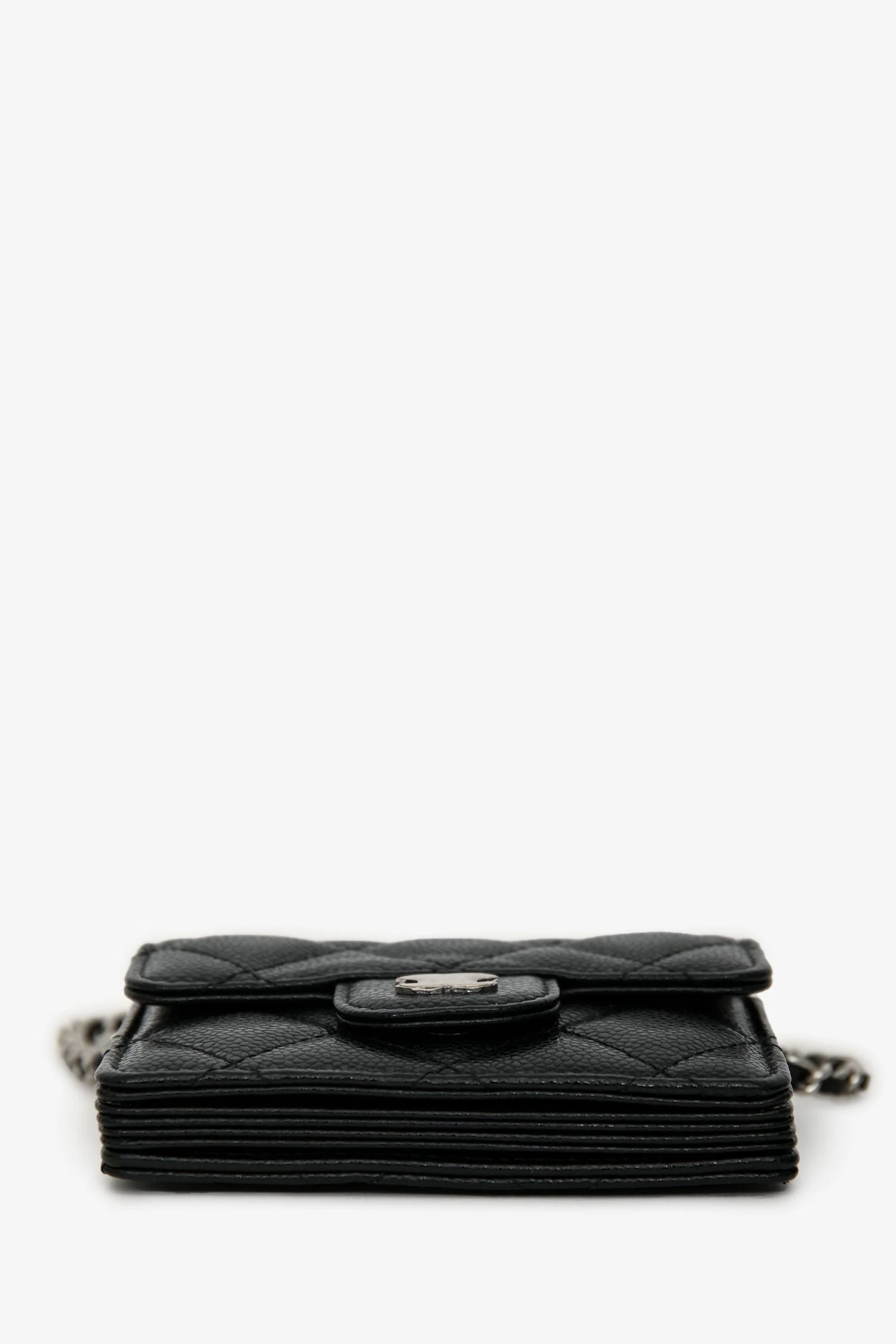 Pre-Loved Chanel™ 2019-2020 Black Caviar Leather Cardholder On Chain - Image 5