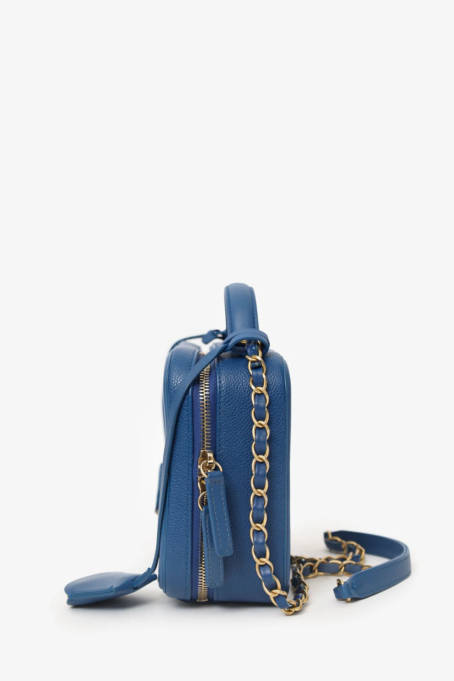 Pre-Loved Chanel™ 2019 Blue Caviar Quilted Small CC Filigree Vanity Case - Image 5