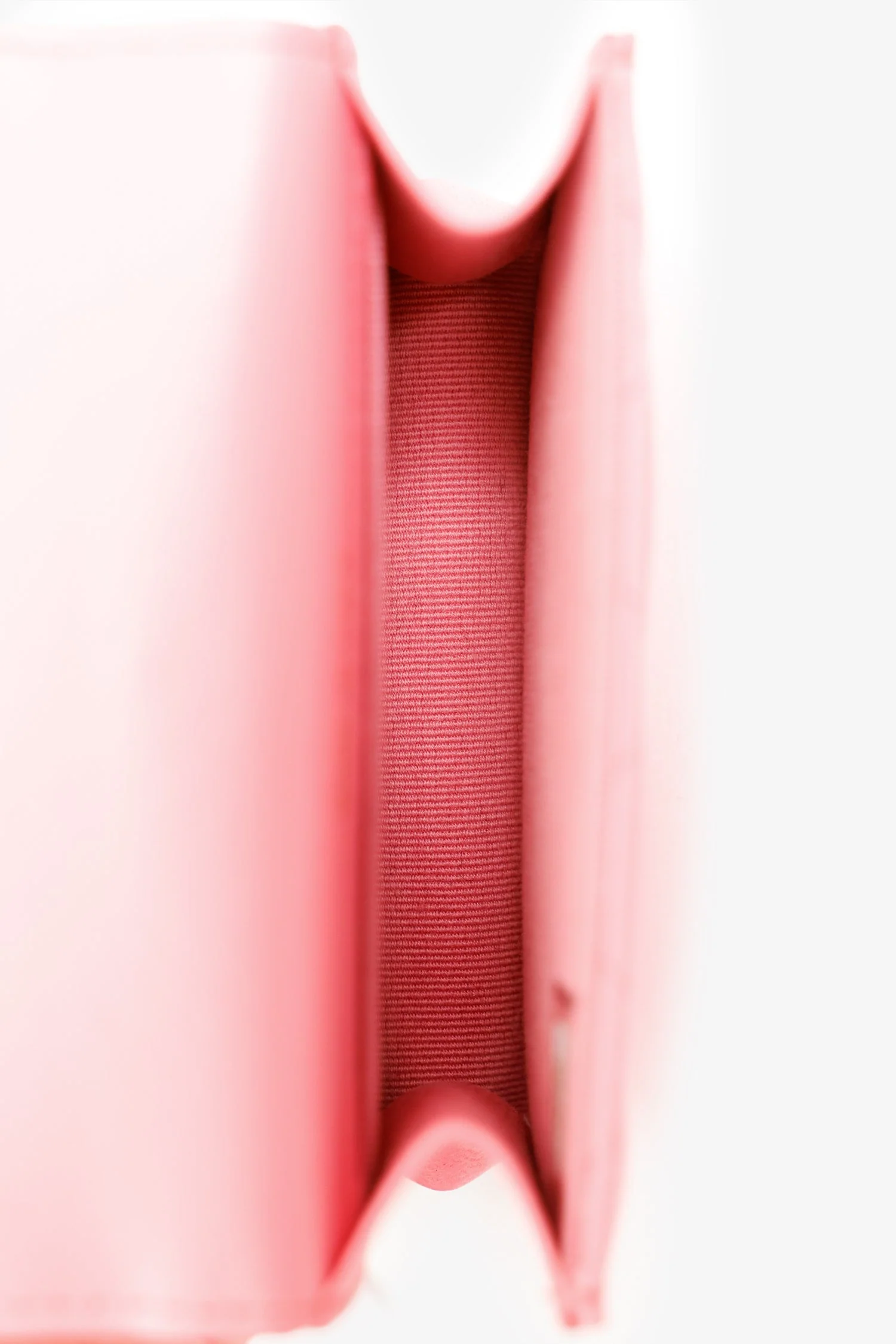 Pre-Loved Chanel™ 2021 Pink Leather Hook Card Holder - Image 7