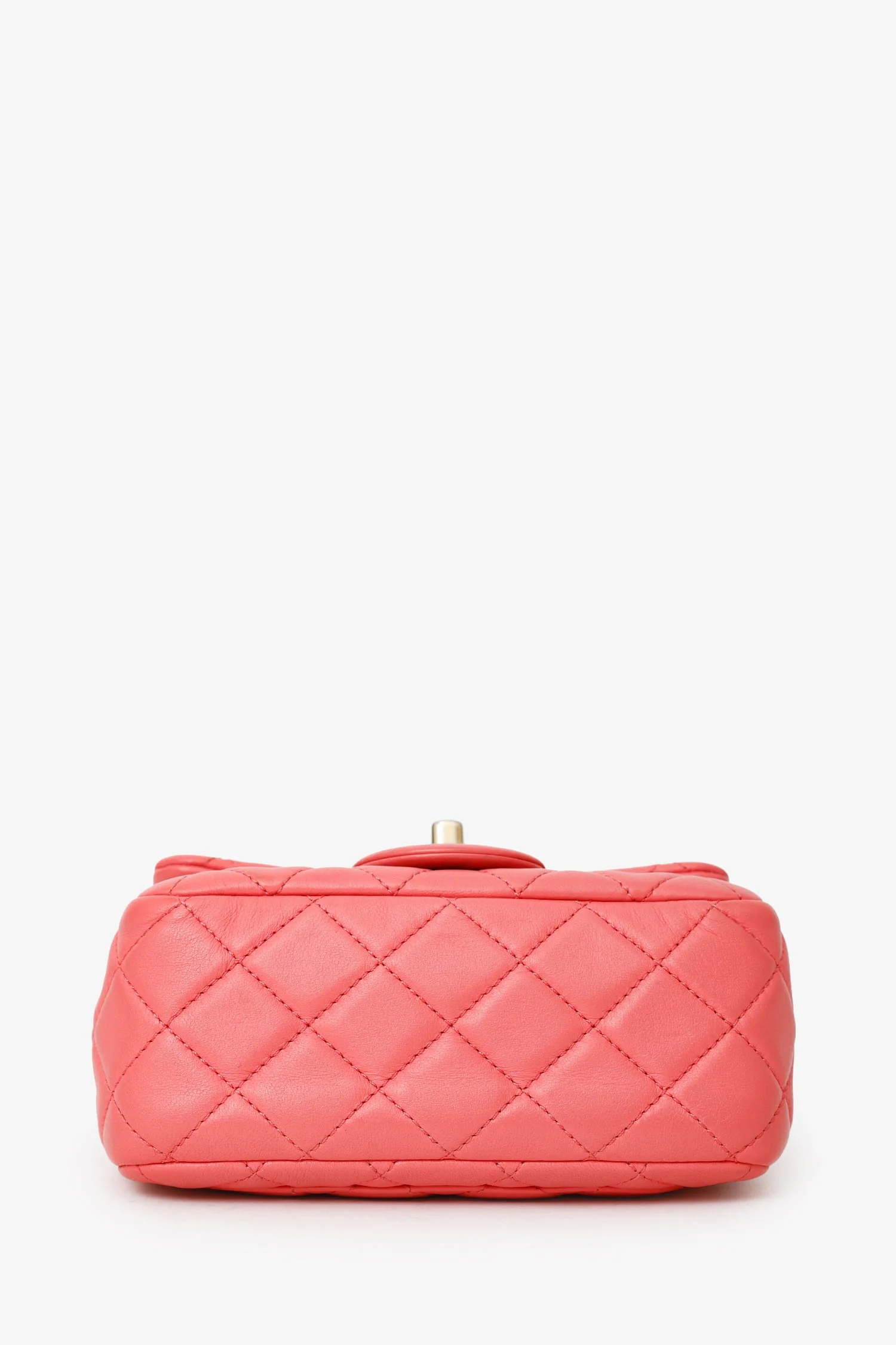 Pre-Loved Chanel™ 2021 Pink Quilted Lambskin Mini Square Pearl Crush Flap Bag - Image 5
