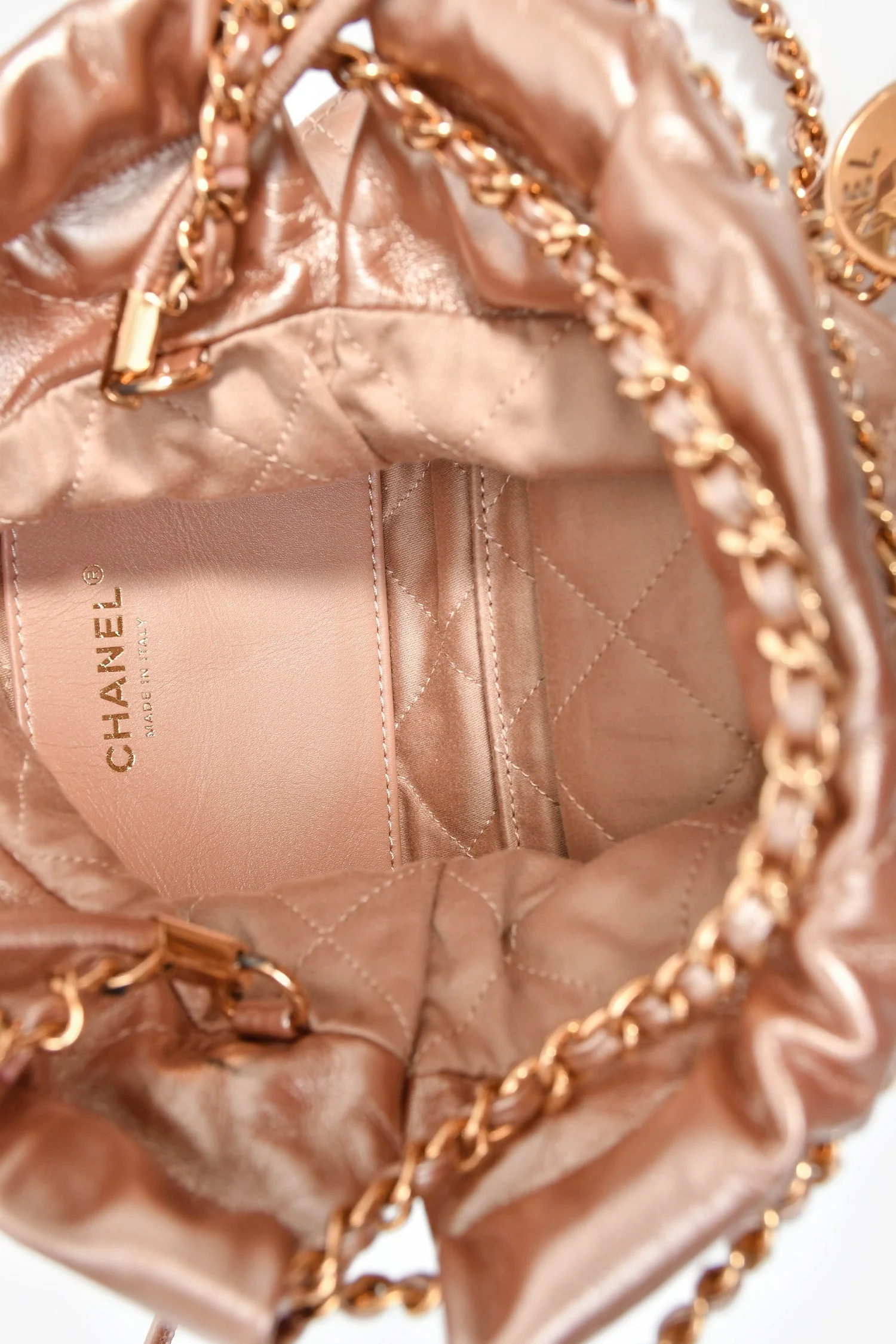Pre-Loved Chanel™ 2021+ Rose Metallic Quilted Calfskin Mini Chanel 22 Hobo Bag - Image 7