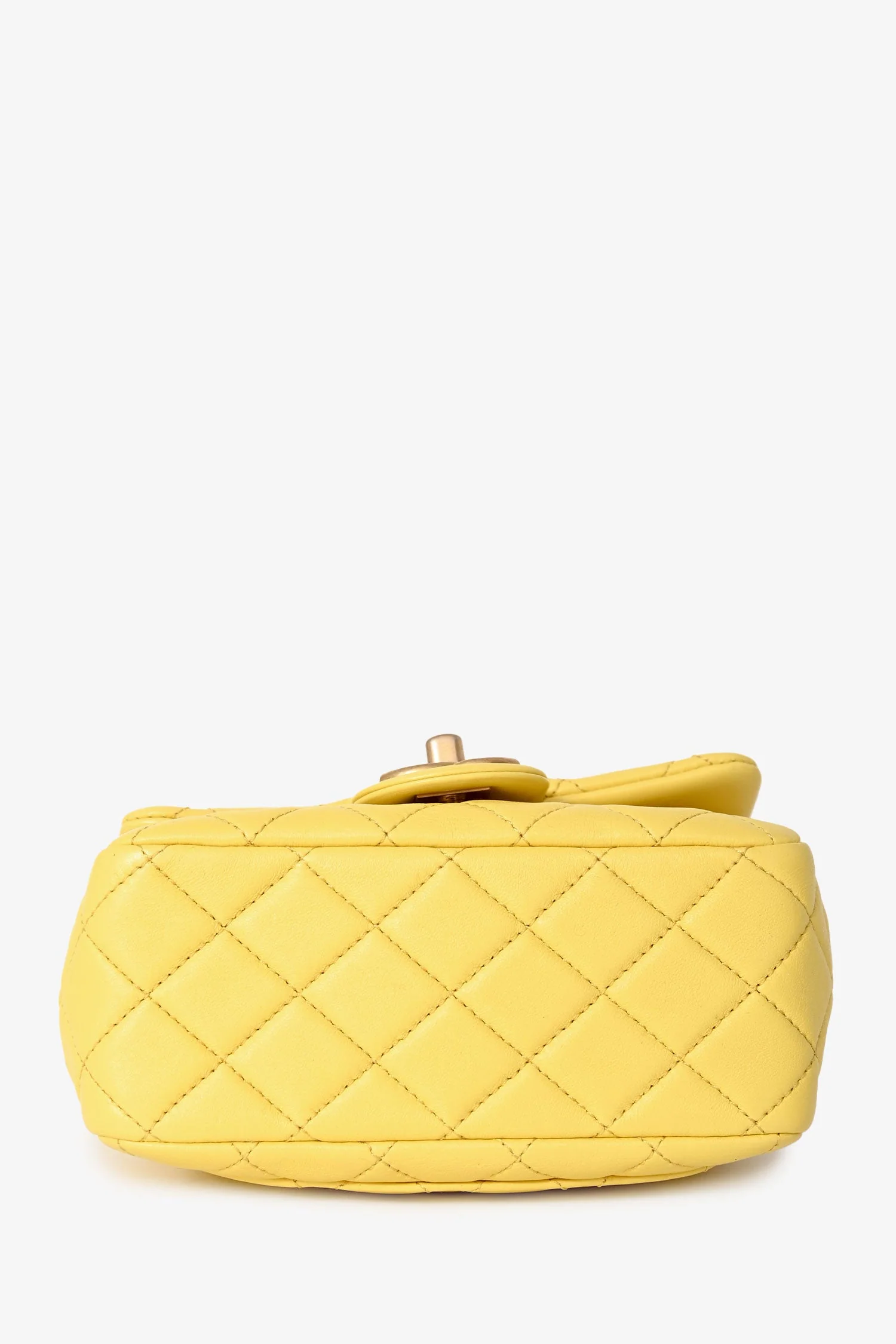 Pre-Loved Chanel™ 2021 Yellow Quilted Lambskin Mini Pearl Samba Flap Crossbody Bag - Image 5