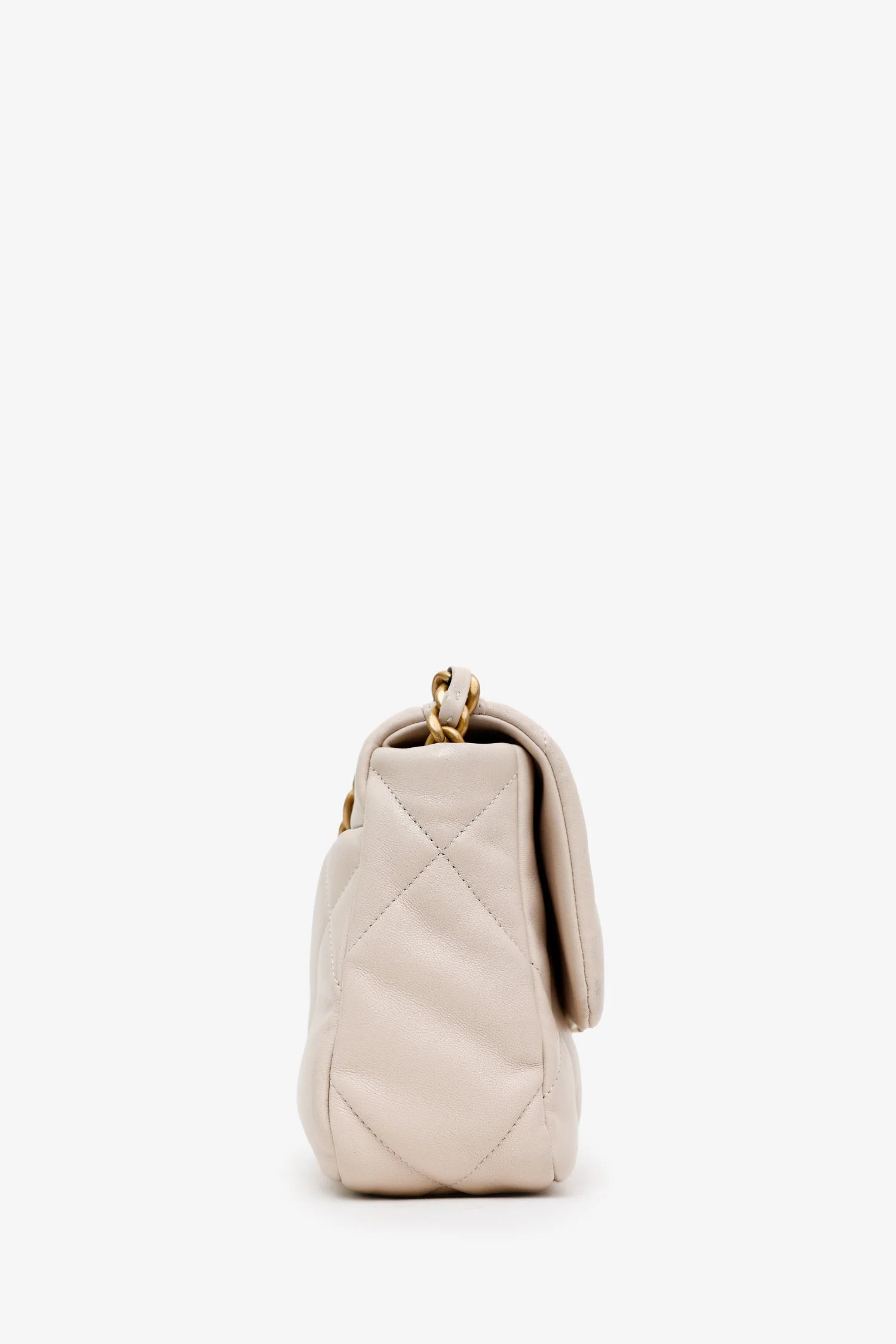 Pre-Loved Chanel™ 2022 Beige Goatskin Leather 'Chanel 19' Small Flap Shoulder Bag - Image 3