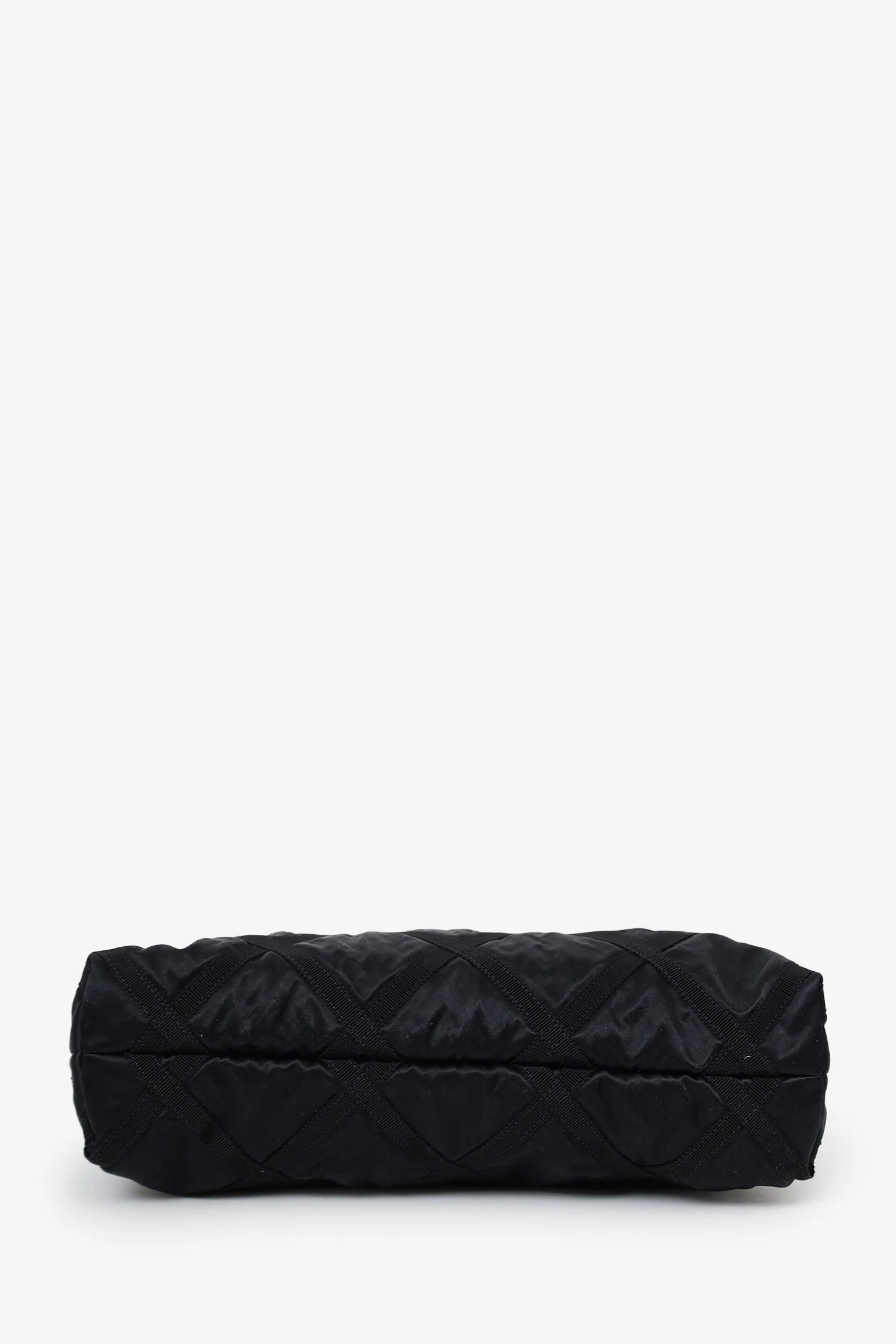 Pre-Loved Chanel™ 2022 Black Nylon Grosgrain Lifestyle Pouch with Foldable Tote Bag - Image 5