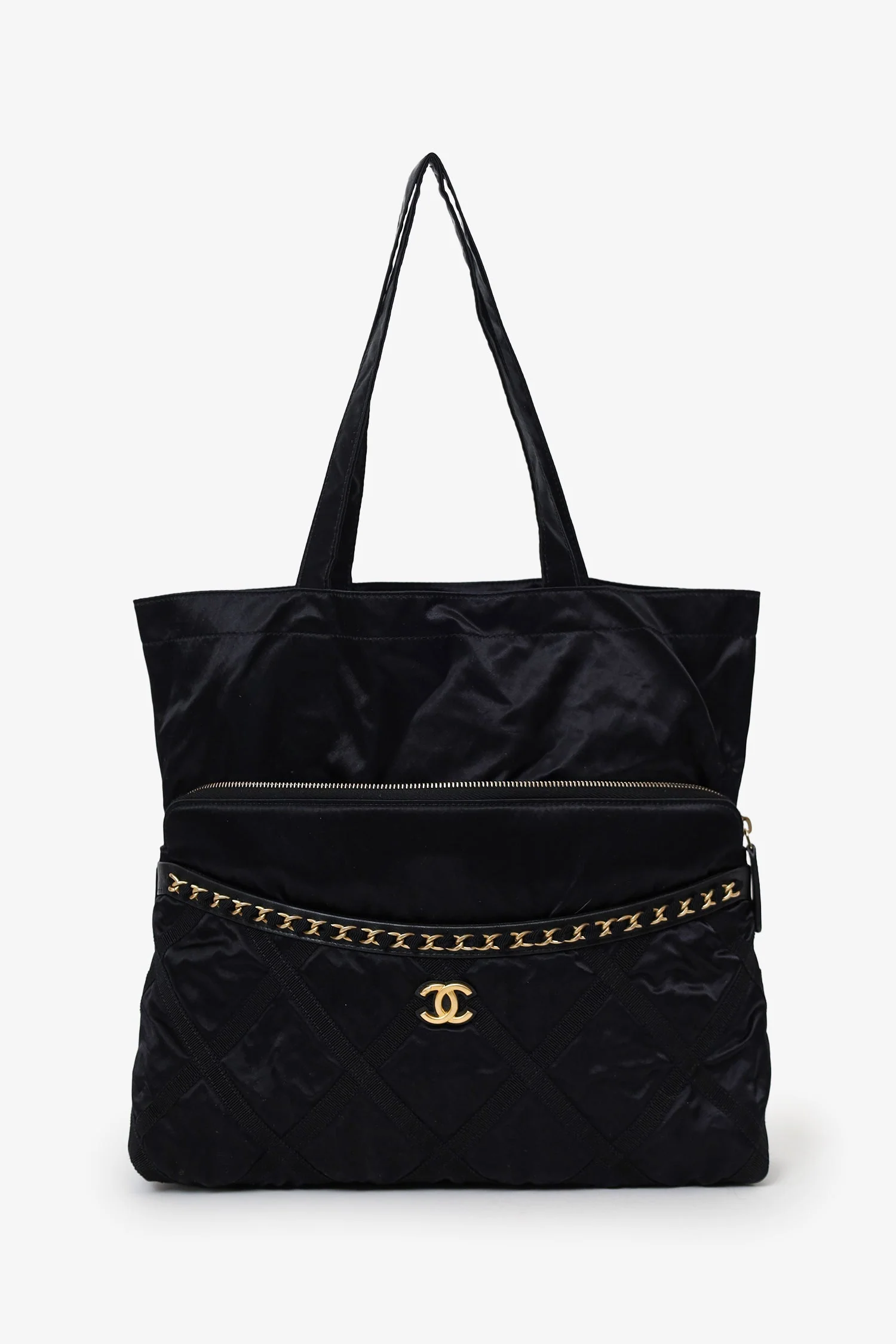 Pre-Loved Chanel™ 2022 Black Nylon Grosgrain Lifestyle Pouch with Foldable Tote Bag - Image 6