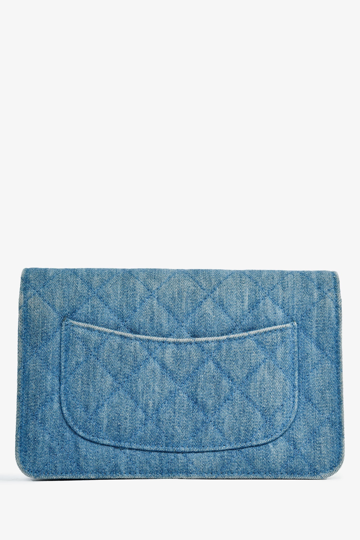 Pre-Loved Chanel™ 2022 Blue Denim Wallet On Chain - Image 2