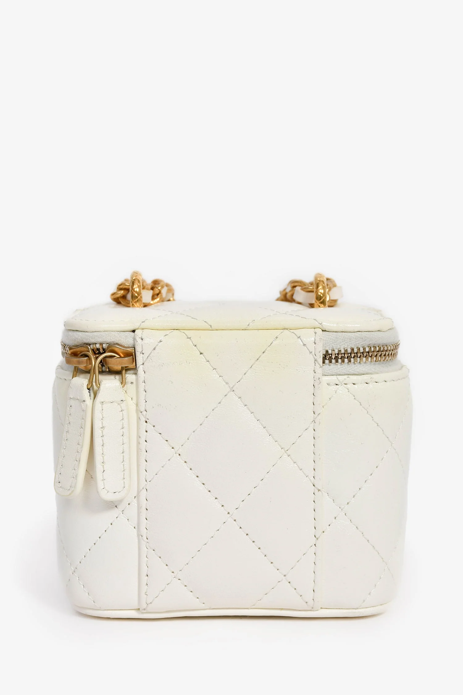 Pre-Loved Chanel™ 2022 White Lambskin Mini Vanity On Chain - Image 2